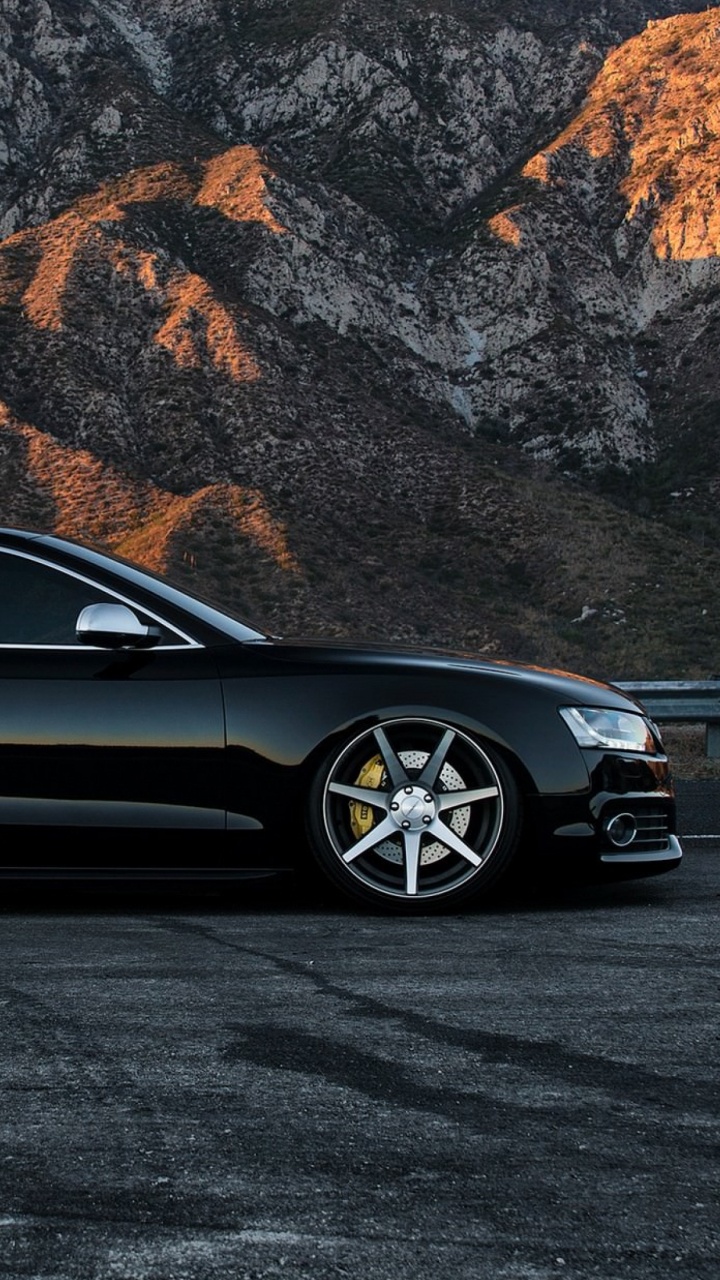 Gray Bmw m 3 Coupe on Road During Daytime. Wallpaper in 720x1280 Resolution
