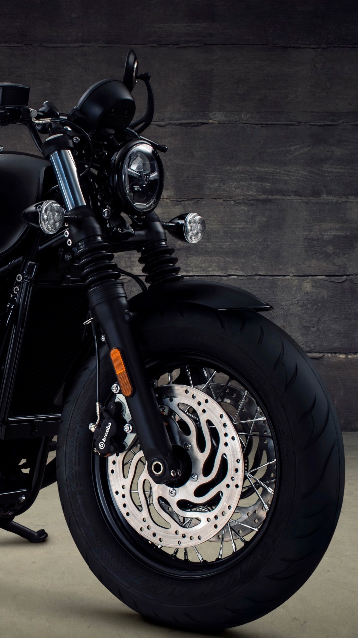 Motocicleta Cruiser Negra y Plateada. Wallpaper in 720x1280 Resolution