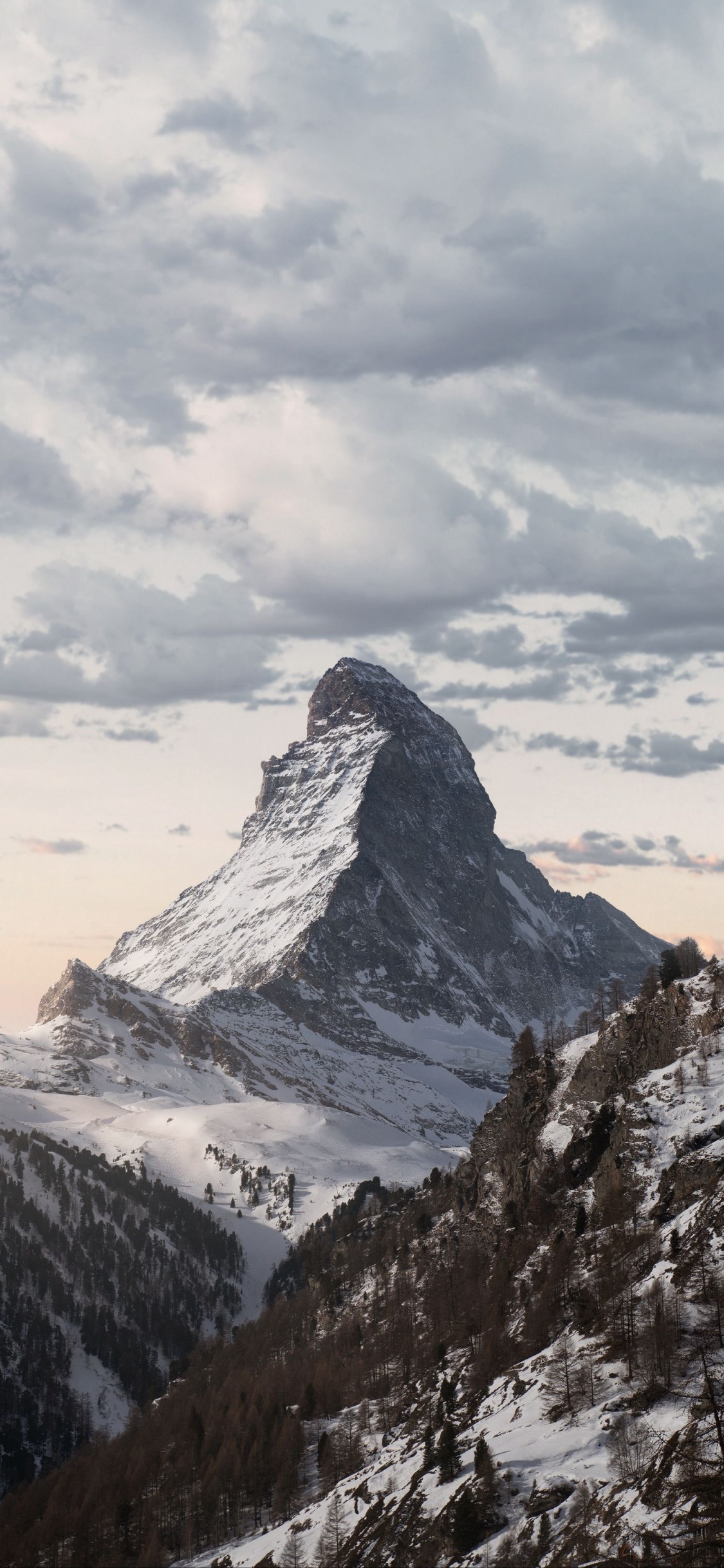 Matterhorn, Naturaleza, Montaña, Paisaje Natural, Nieve. Wallpaper in 1125x2436 Resolution