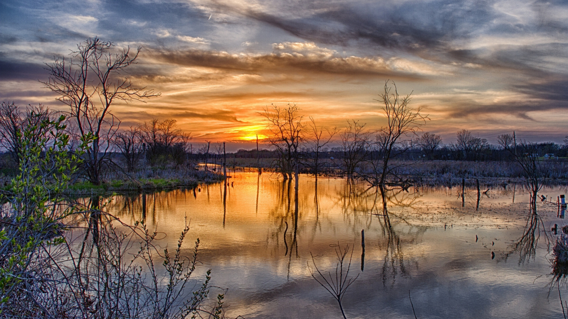 Green Grass on Lake Under Cloudy Sky During Sunset. Wallpaper in 1920x1080 Resolution