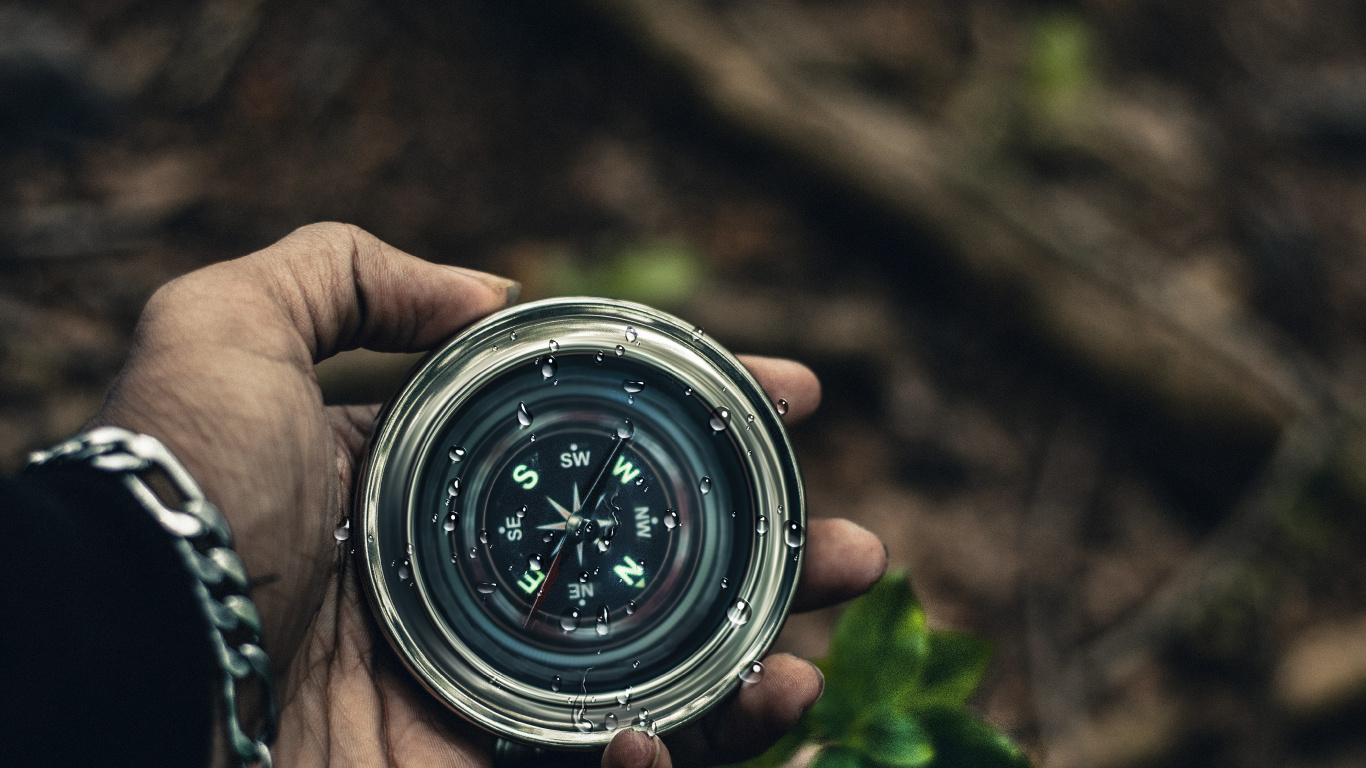 Person Holding Silver Round Container. Wallpaper in 1366x768 Resolution