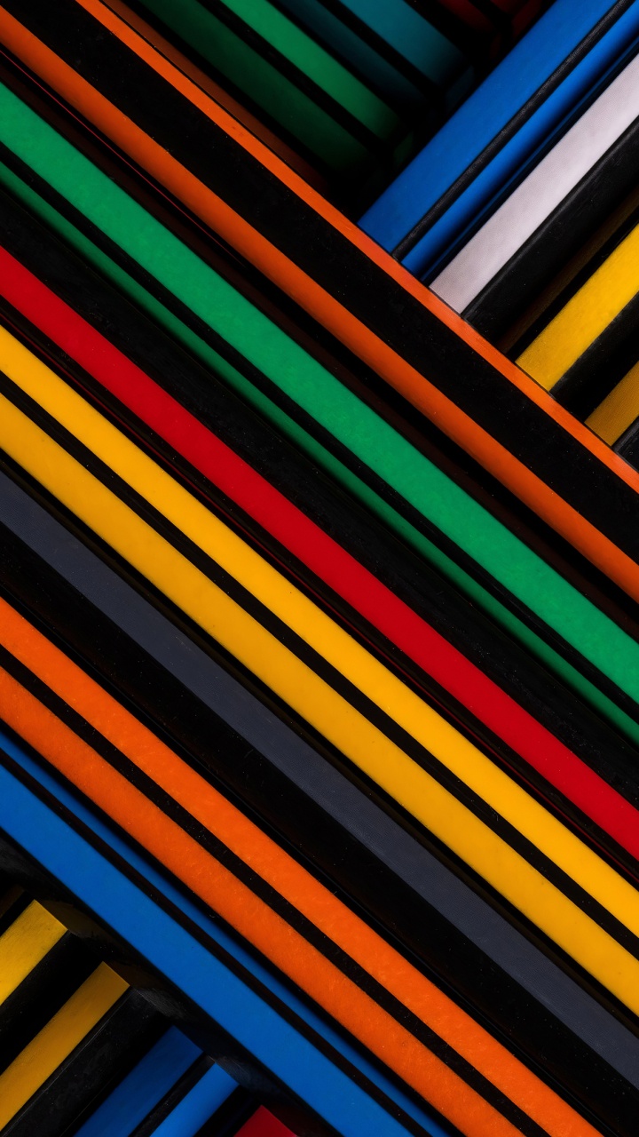 Mehrfarbig Gestreiftes Wanddekor. Wallpaper in 720x1280 Resolution