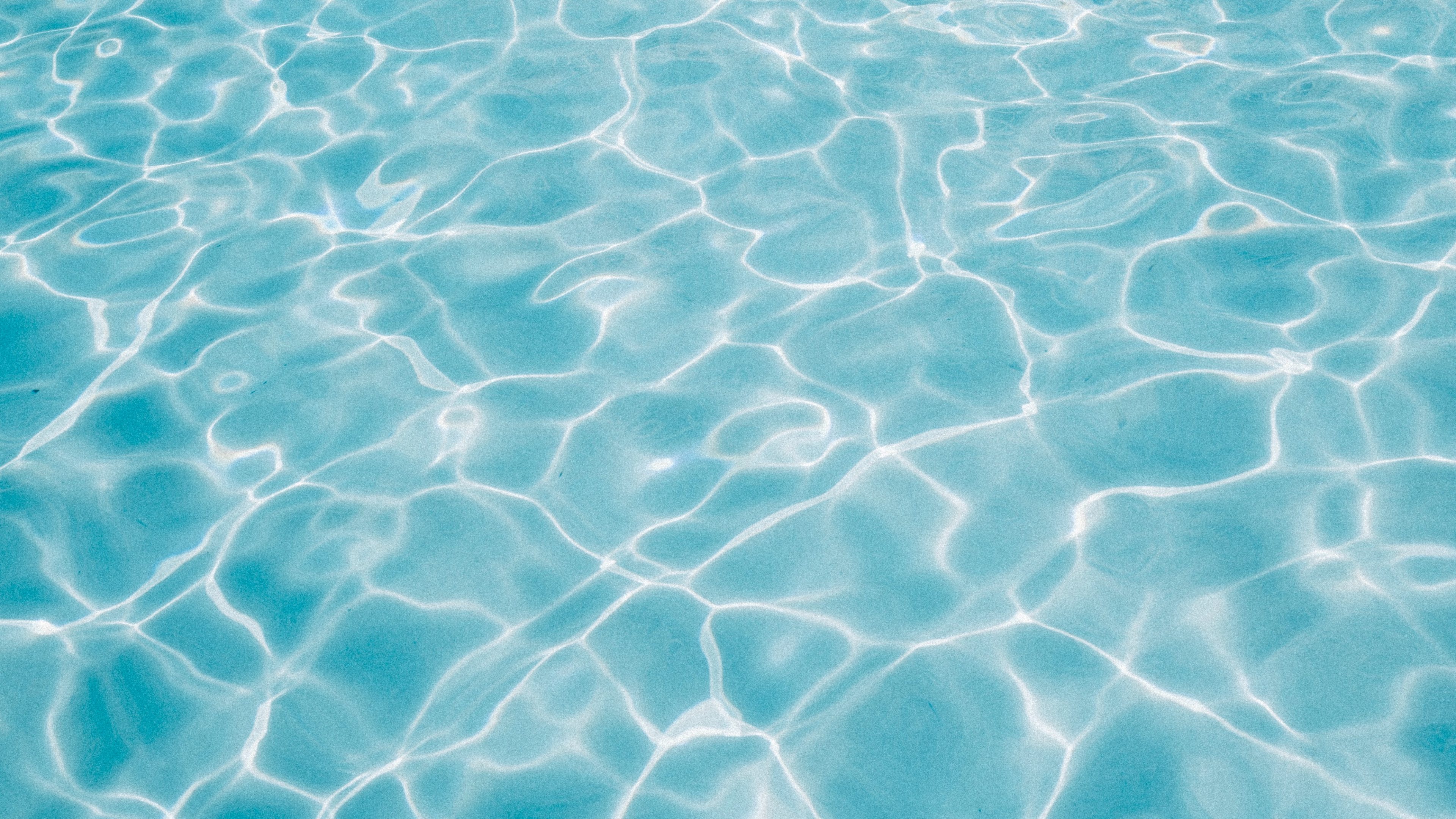 Plan D'eau Bleu Pendant la Journée. Wallpaper in 3840x2160 Resolution