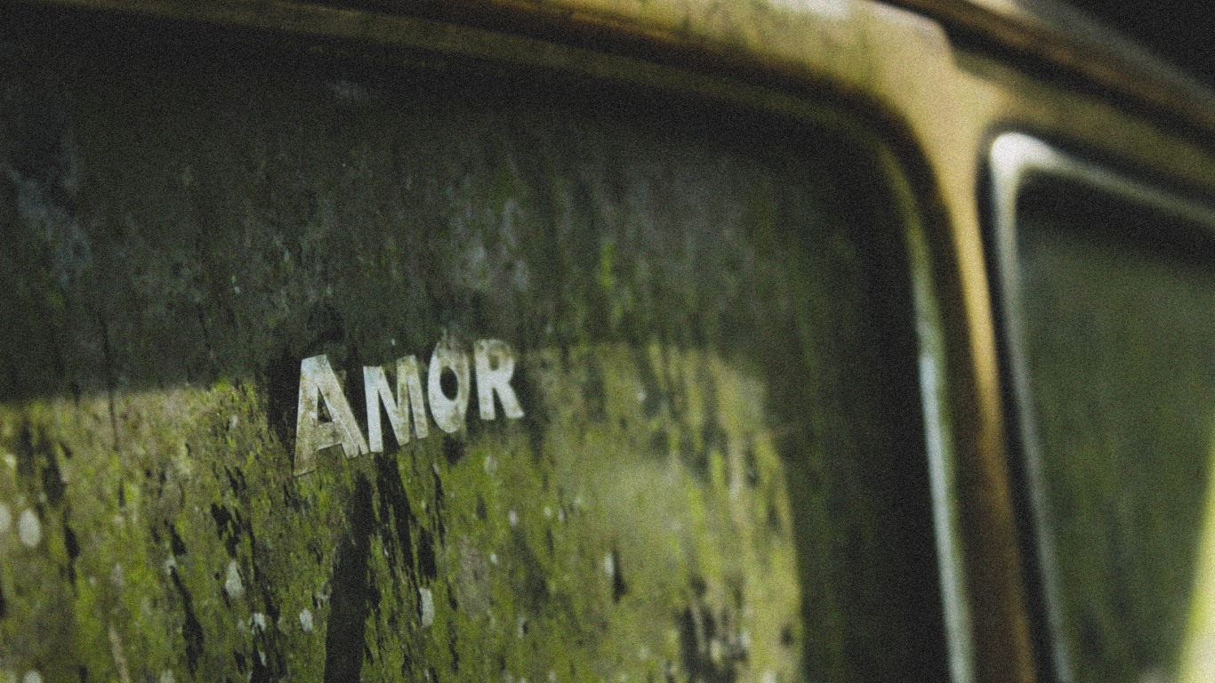 Voiture Classique Noire et Brune. Wallpaper in 1366x768 Resolution