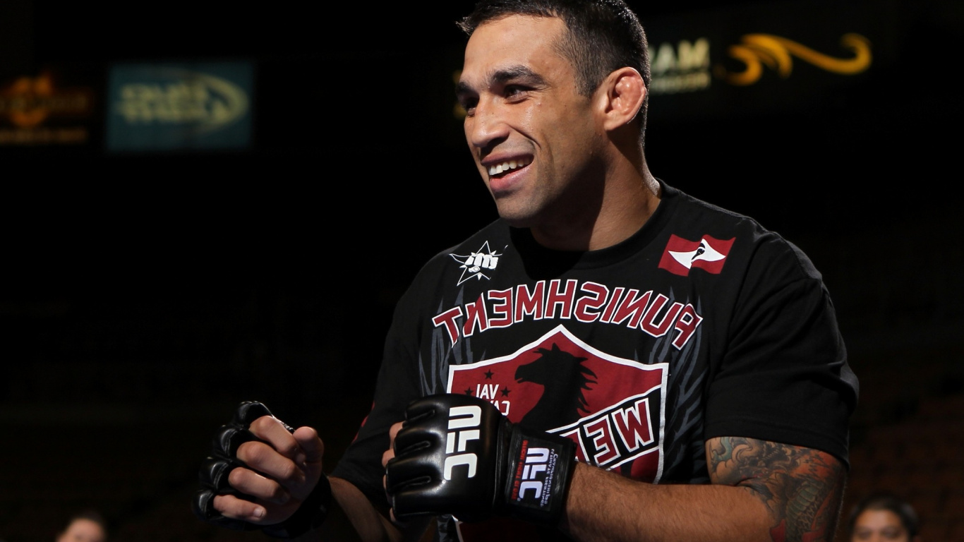 Hombre en Camiseta de Cuello Redondo en Blanco y Negro Con Guantes Nike en Blanco y Negro. Wallpaper in 1366x768 Resolution