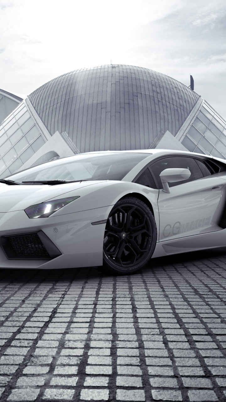 Porsche 911 Blanche Garée Près du Bâtiment en Verre. Wallpaper in 720x1280 Resolution