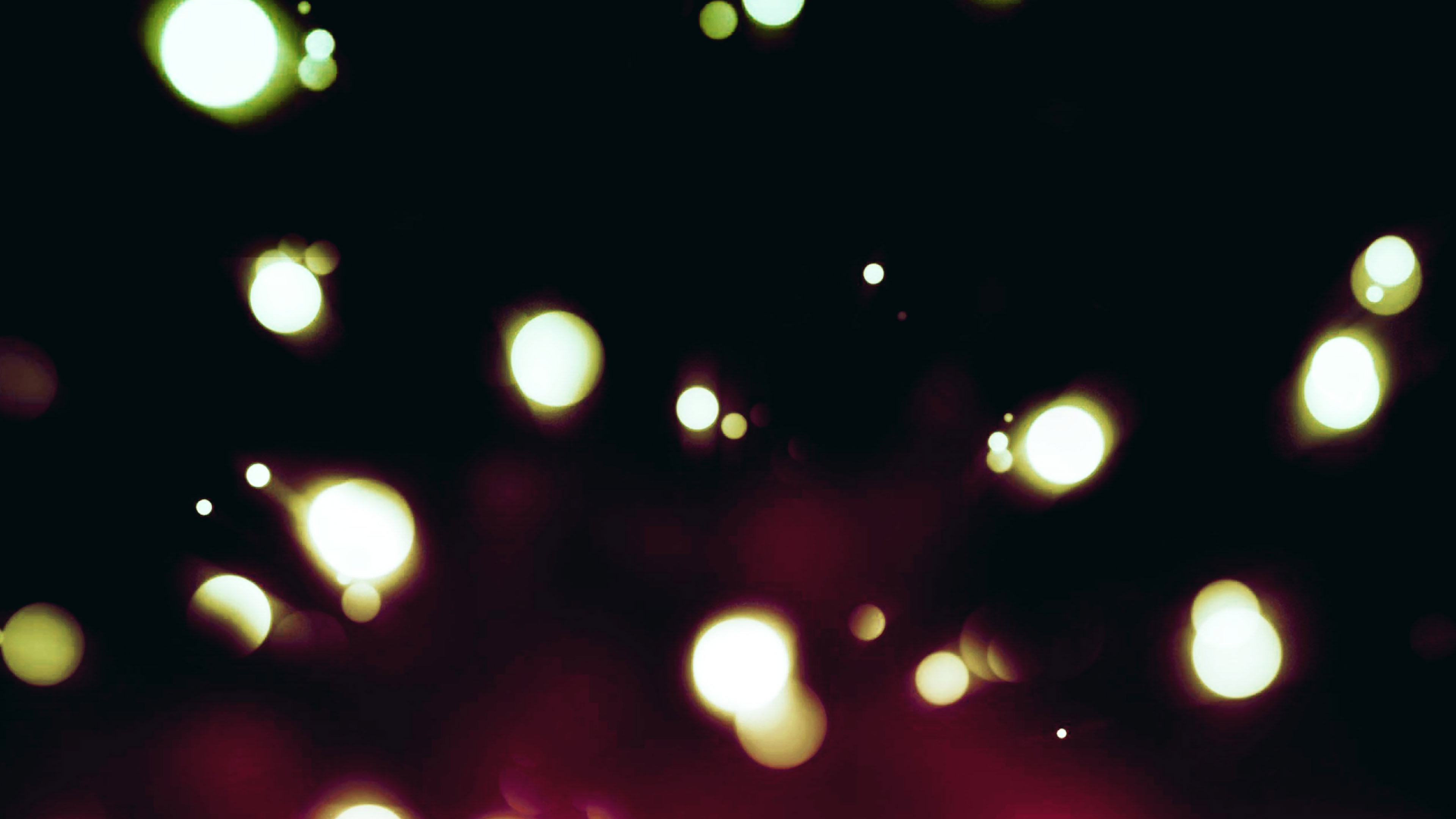 Rote Und Grüne Lichter am Himmel. Wallpaper in 3840x2160 Resolution