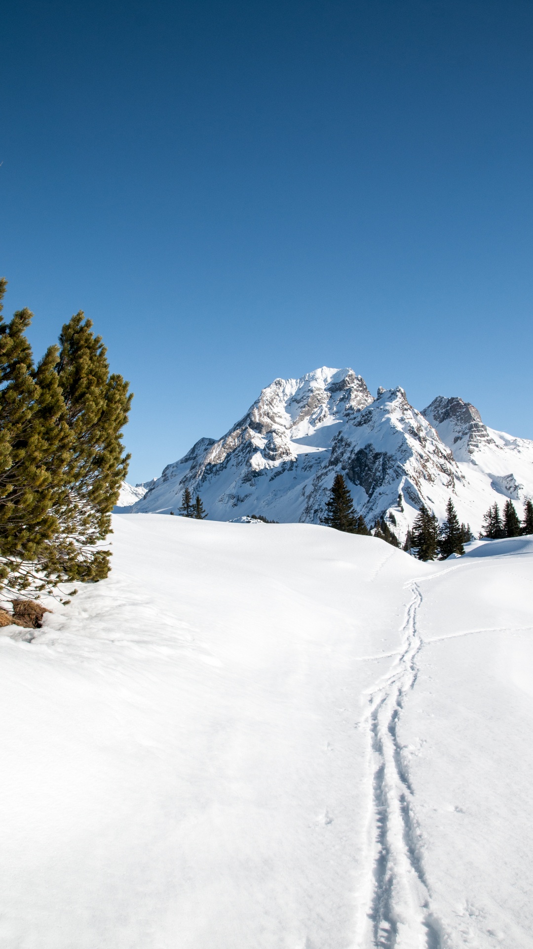 Glacial Landform, Mountain, Massif, Mountain Pass, Alps. Wallpaper in 1080x1920 Resolution