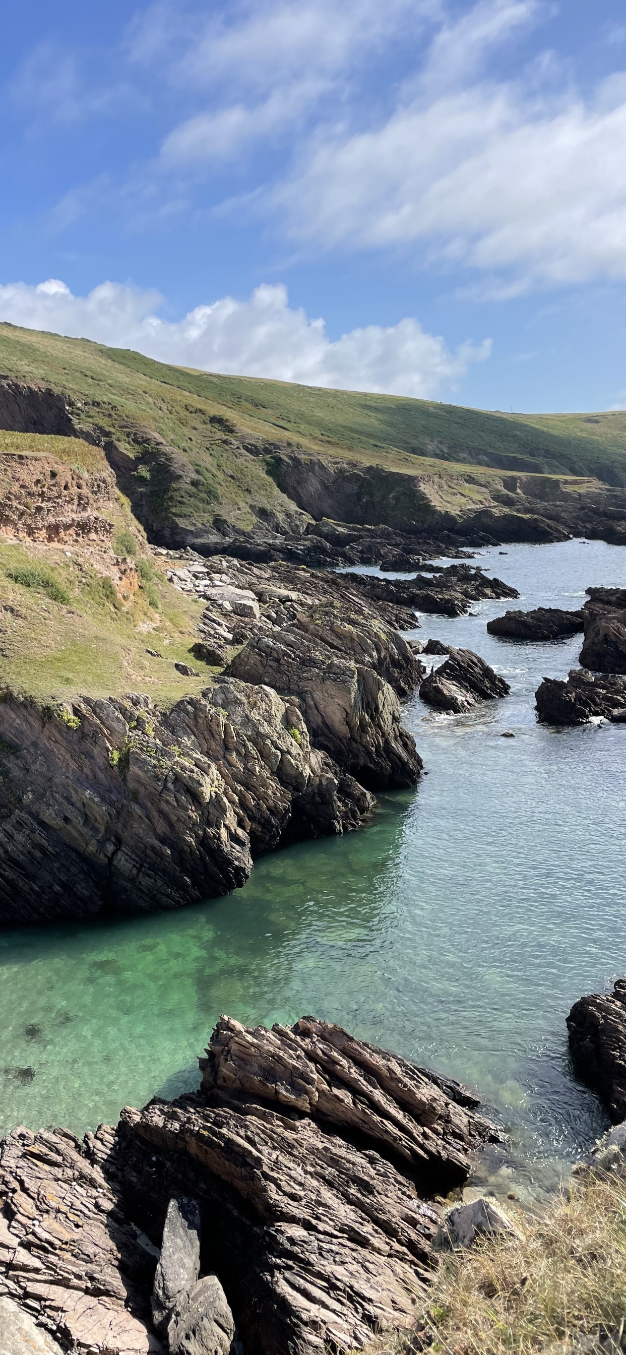 Küste, Cloud, Wasser, Naturlandschaft, Hochland. Wallpaper in 1242x2688 Resolution