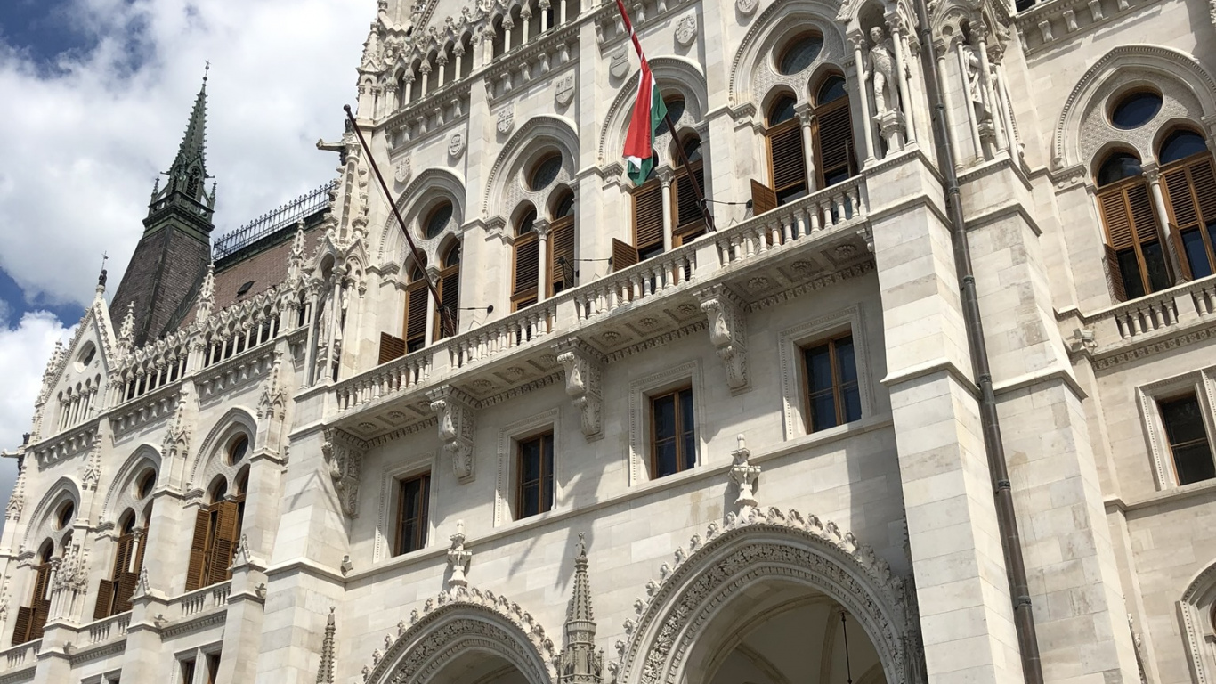 Classical Architecture, Architecture, Facade, Door, Medieval Architecture. Wallpaper in 1366x768 Resolution