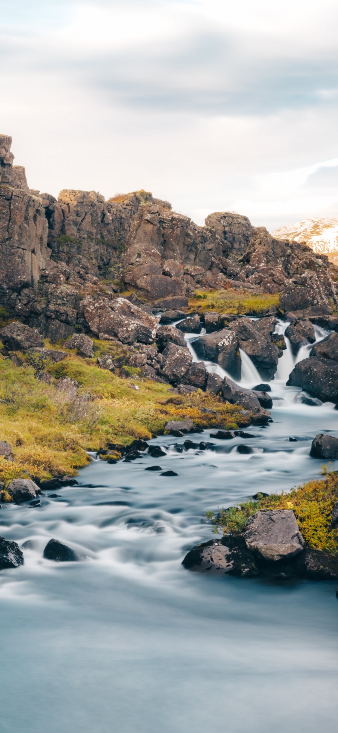 Ingvellir National Park, Song, Water, Cloud, Mountain. Wallpaper in 1125x2436 Resolution