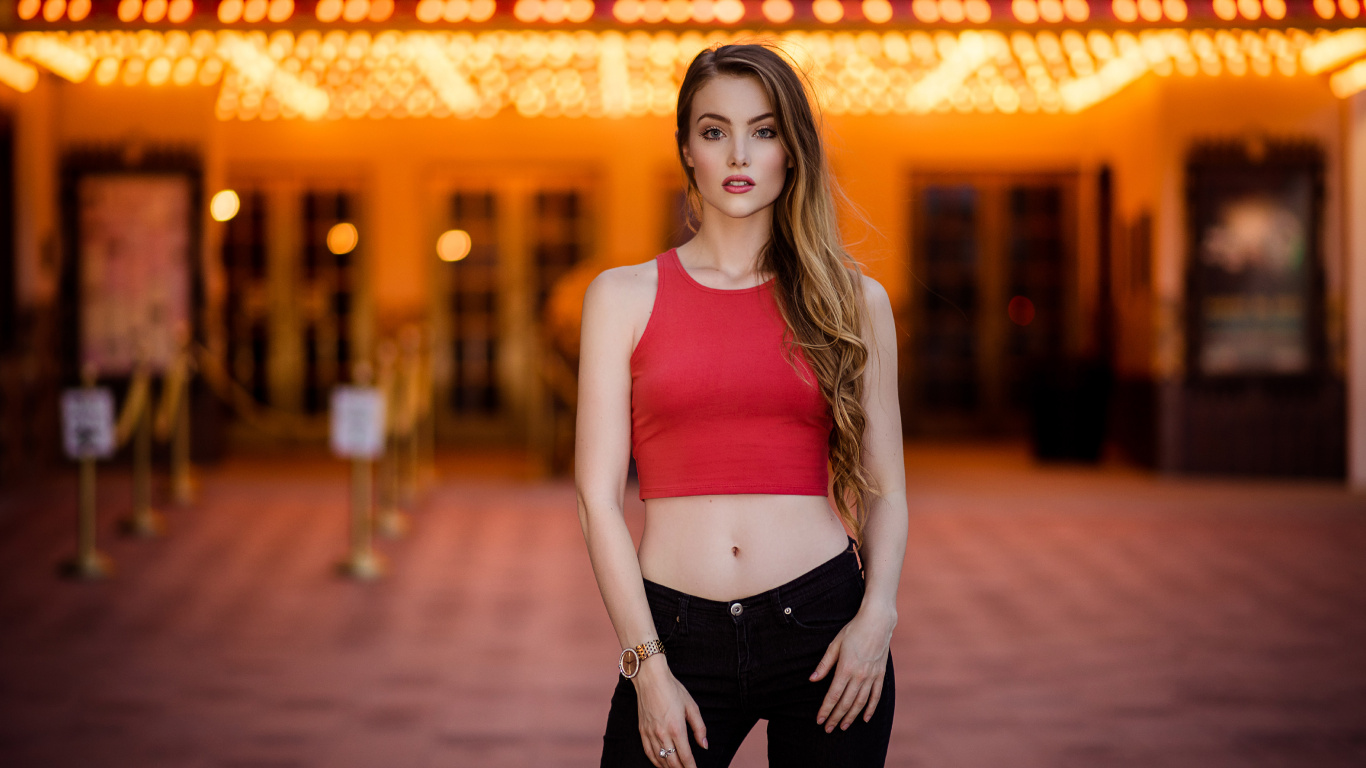 Jeans, Mode, Beauté, Pink, Jaune. Wallpaper in 1366x768 Resolution