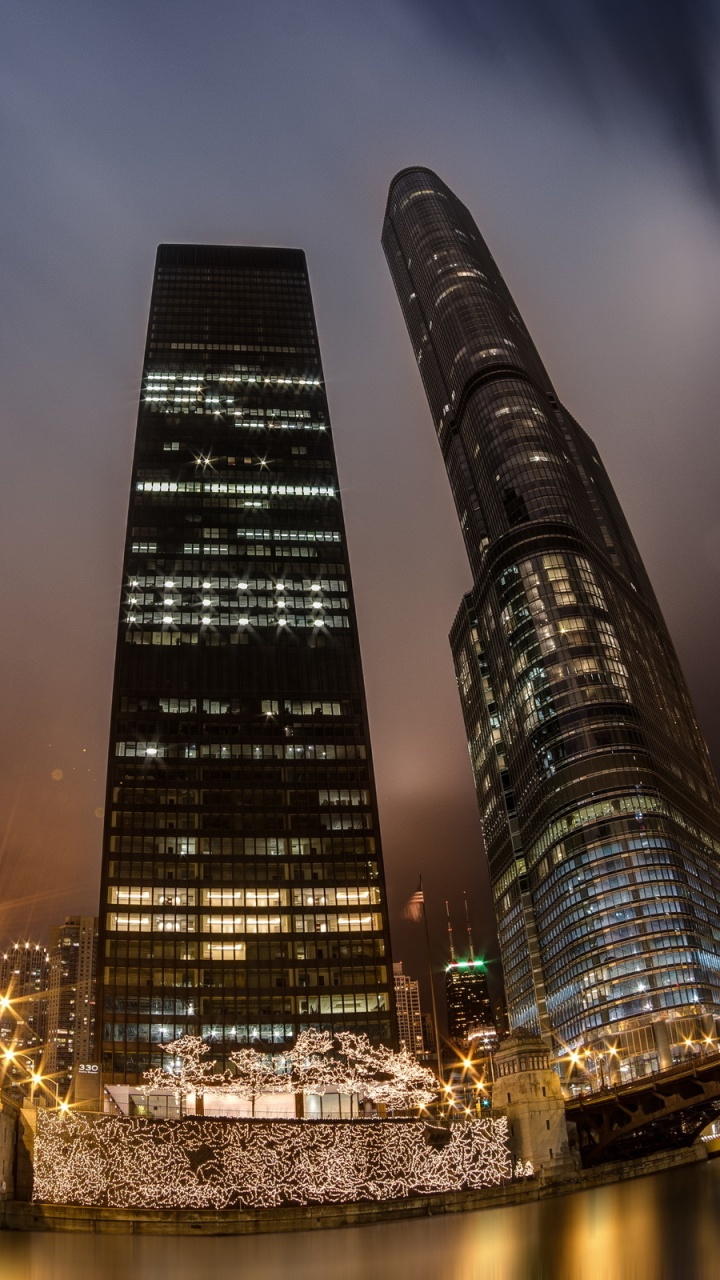 Skyline Der Stadt Bei Nacht Night. Wallpaper in 720x1280 Resolution