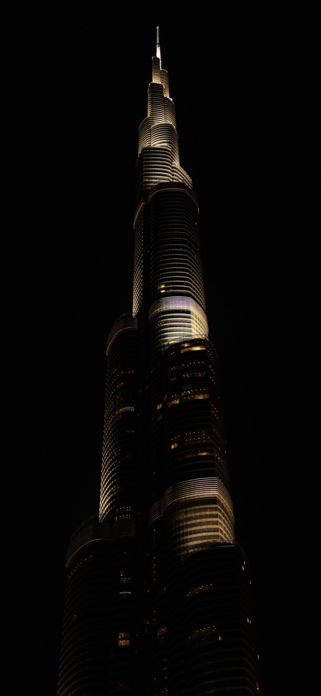Burj Khalifa, Edificio, Edificio de Gran Altura, Torre, Torre de Bloques. Wallpaper in 1125x2436 Resolution