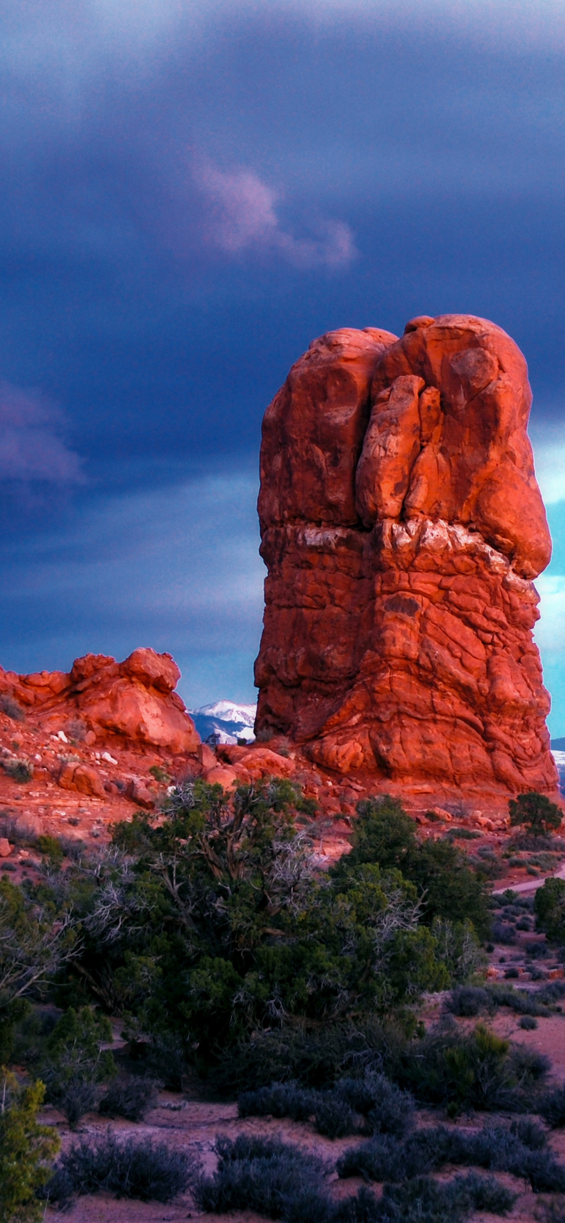 Brown Rock Formation Under Blue Sky During Daytime. Wallpaper in 1125x2436 Resolution