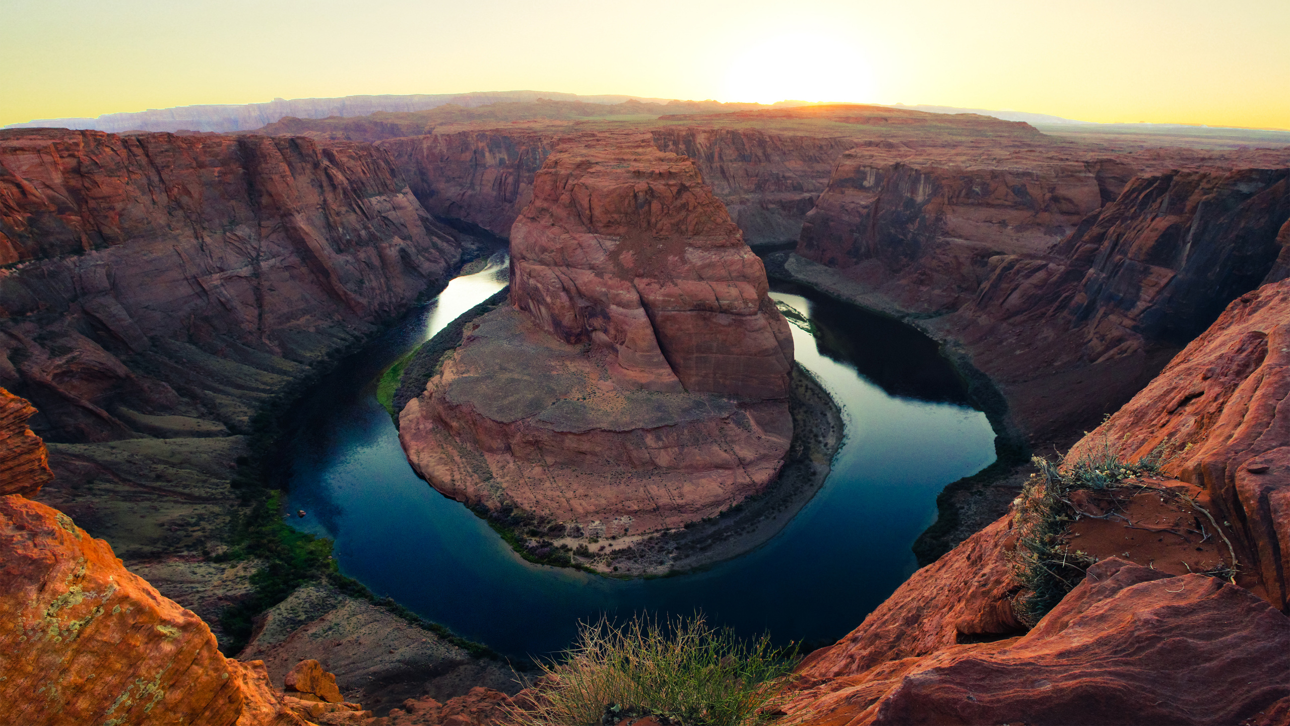 Horseshoe Bend, Grand Canyon, Colorado River, Lake Powell, Bend. Wallpaper in 2560x1440 Resolution