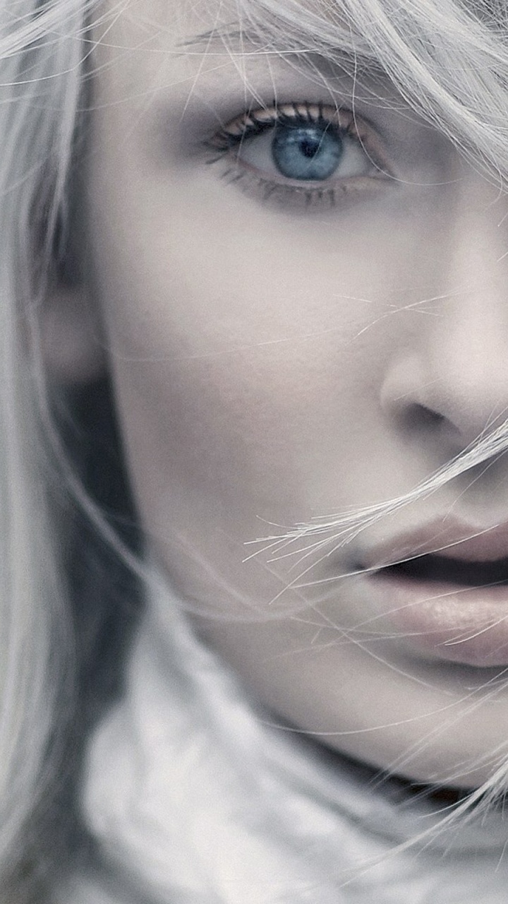 Haar, Gesicht, Augenbraue, Schönheit, Blonde. Wallpaper in 720x1280 Resolution