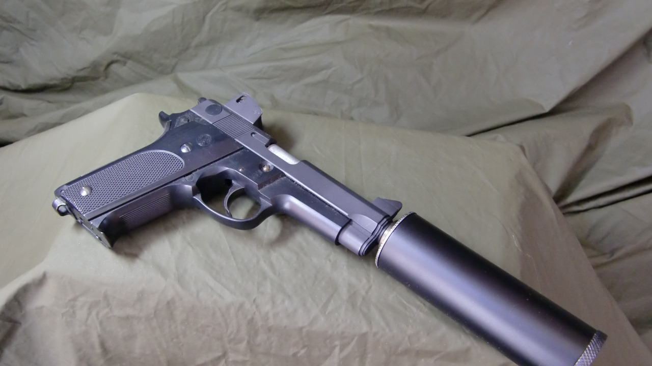 Arma, Pistola, Gatillo, Cañón de la Pistola, Pistola de Aire. Wallpaper in 1280x720 Resolution