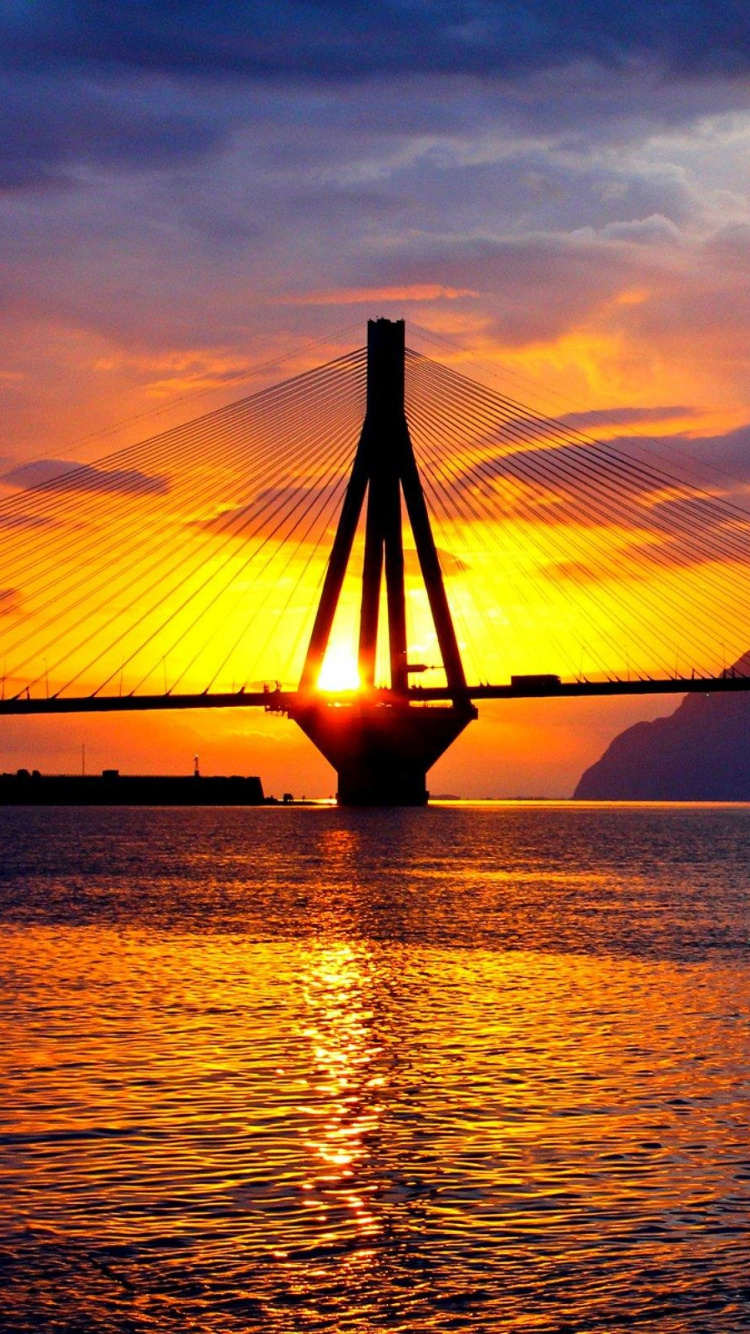 Golden Gate Bridge San Francisco. Wallpaper in 750x1334 Resolution