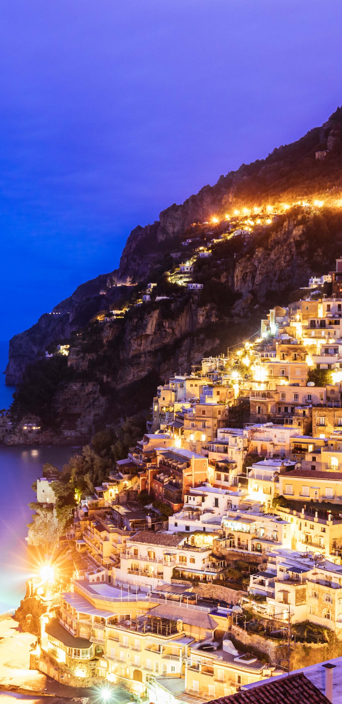 Blue, Lumière, Ville, Côte, Mer. Wallpaper in 1440x2960 Resolution