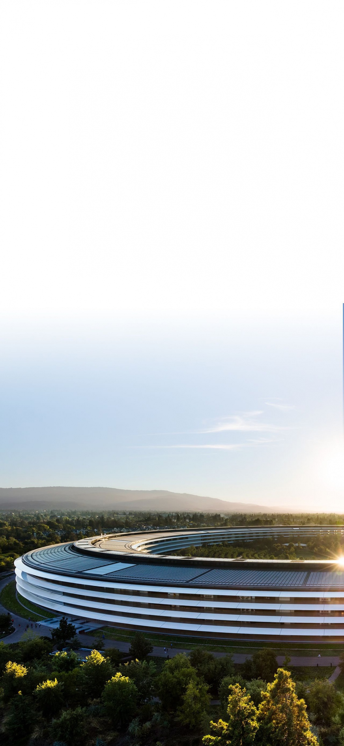 Apple Park, Parque de Manzanas 2, Manzana, Airpods Pro, Agua. Wallpaper in 1125x2436 Resolution