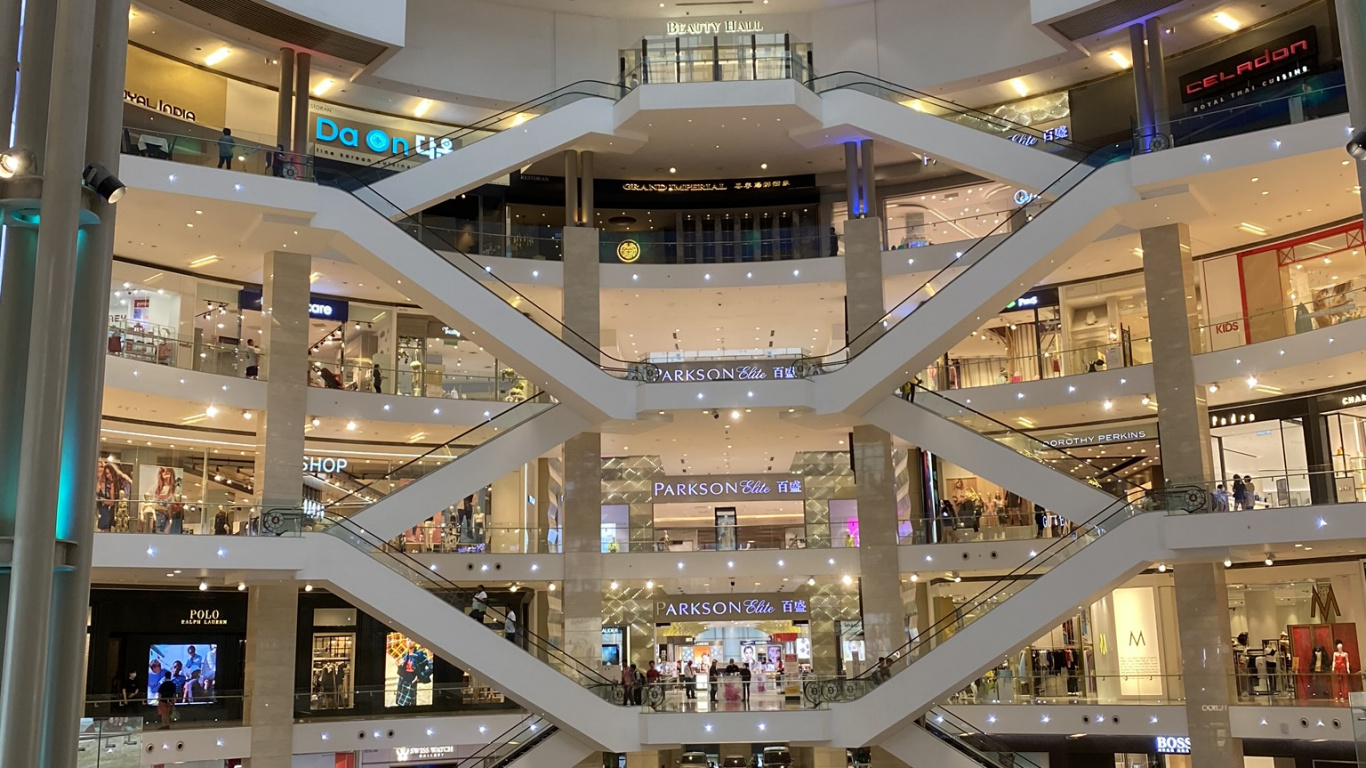 Shopping Mall, Crowd, Escalator, Lighting, Architecture. Wallpaper in 1366x768 Resolution
