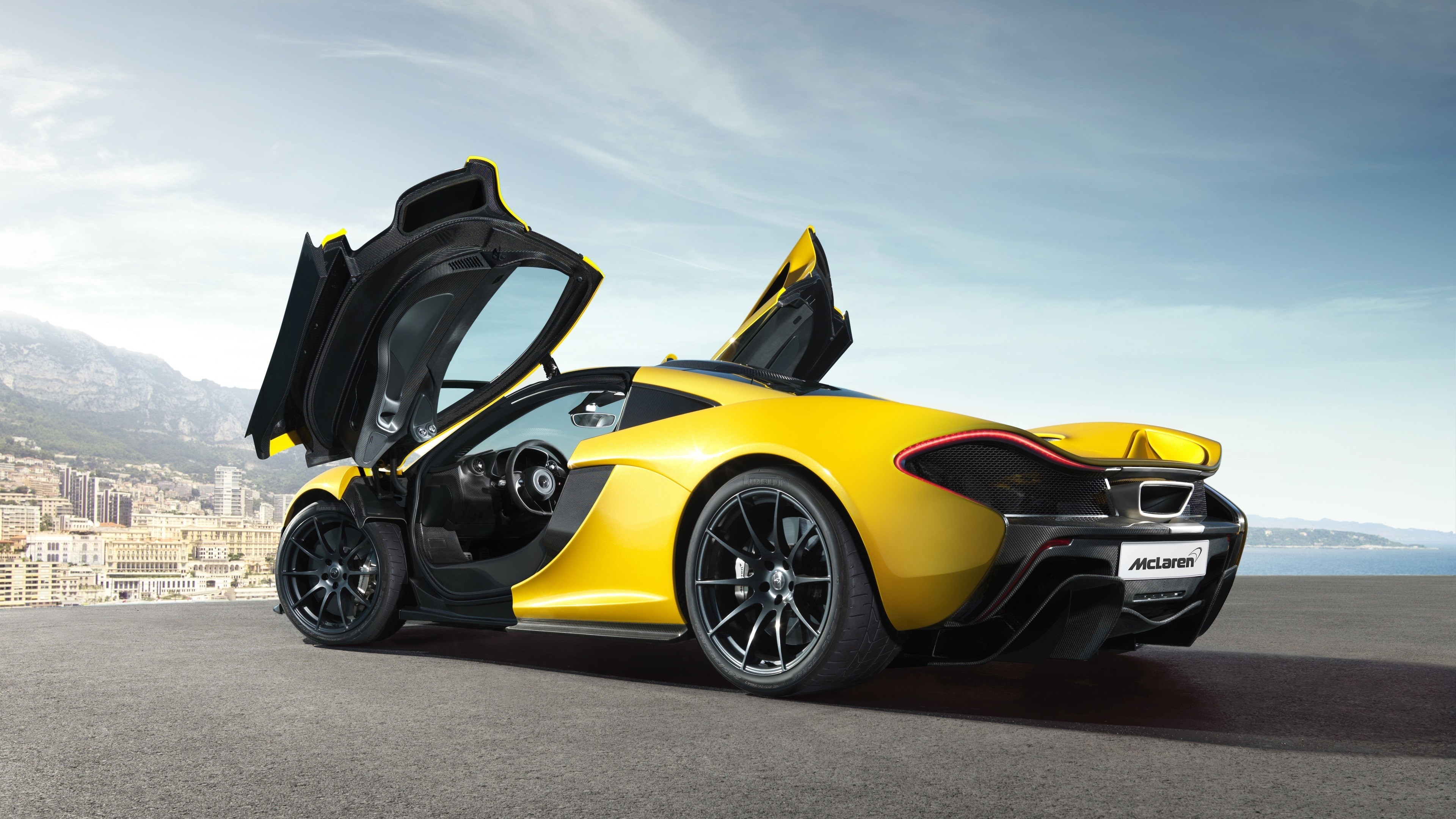 Yellow Lamborghini Aventador in Grayscale Photography. Wallpaper in 3840x2160 Resolution