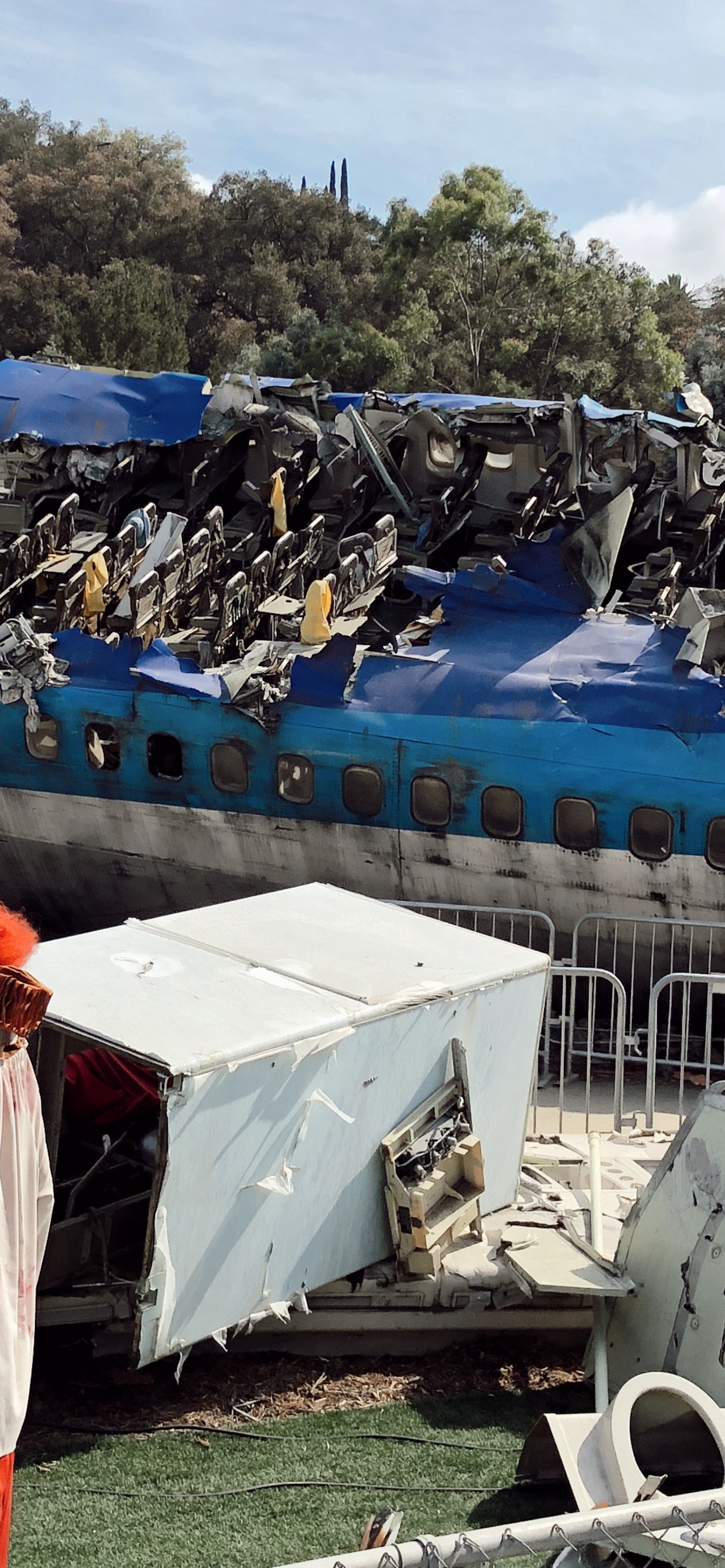 Water, Boat, Recreation, Pipe. Wallpaper in 1242x2688 Resolution