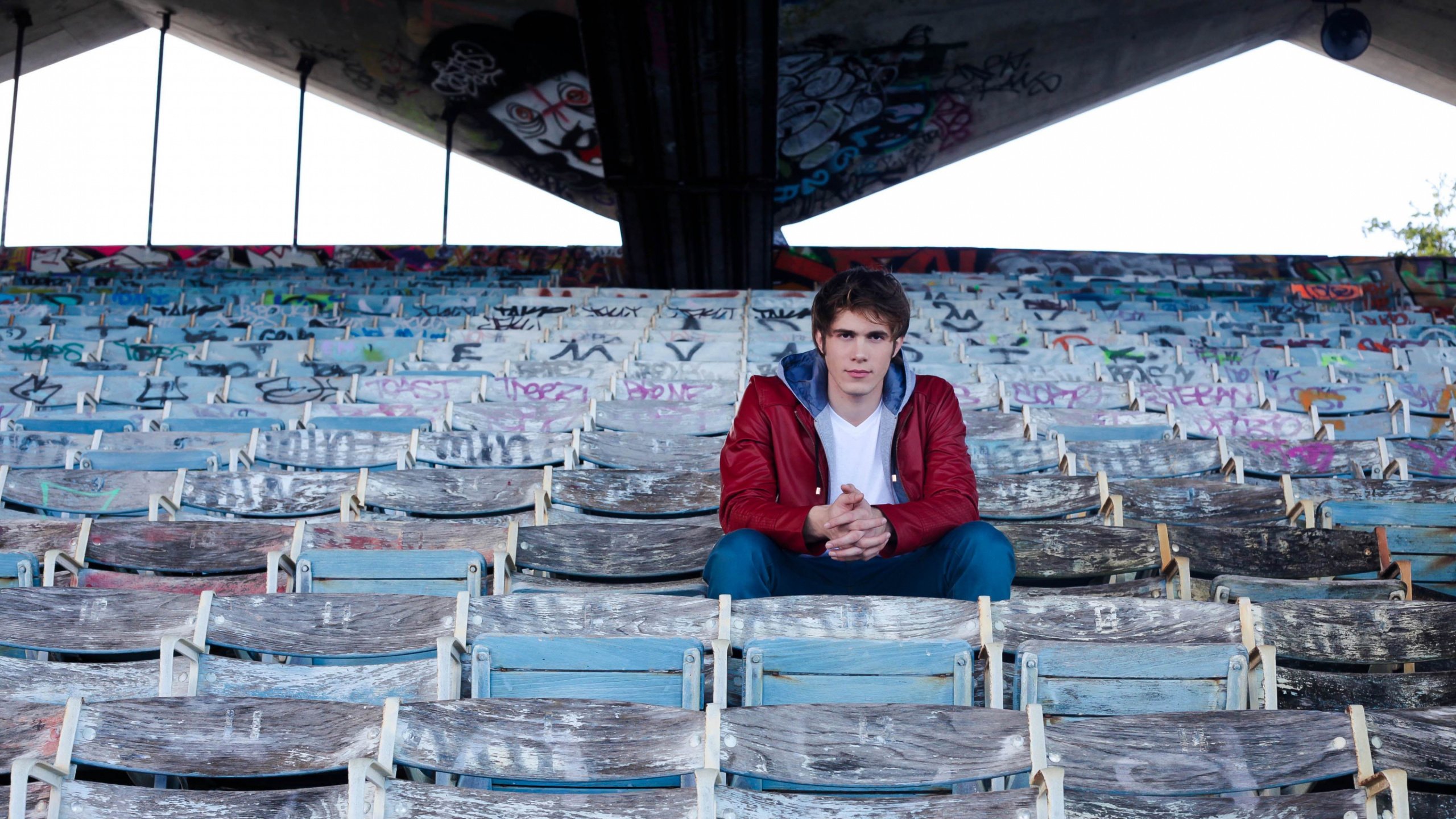 Acteur, Stade, Blue, Loisir. Wallpaper in 2560x1440 Resolution