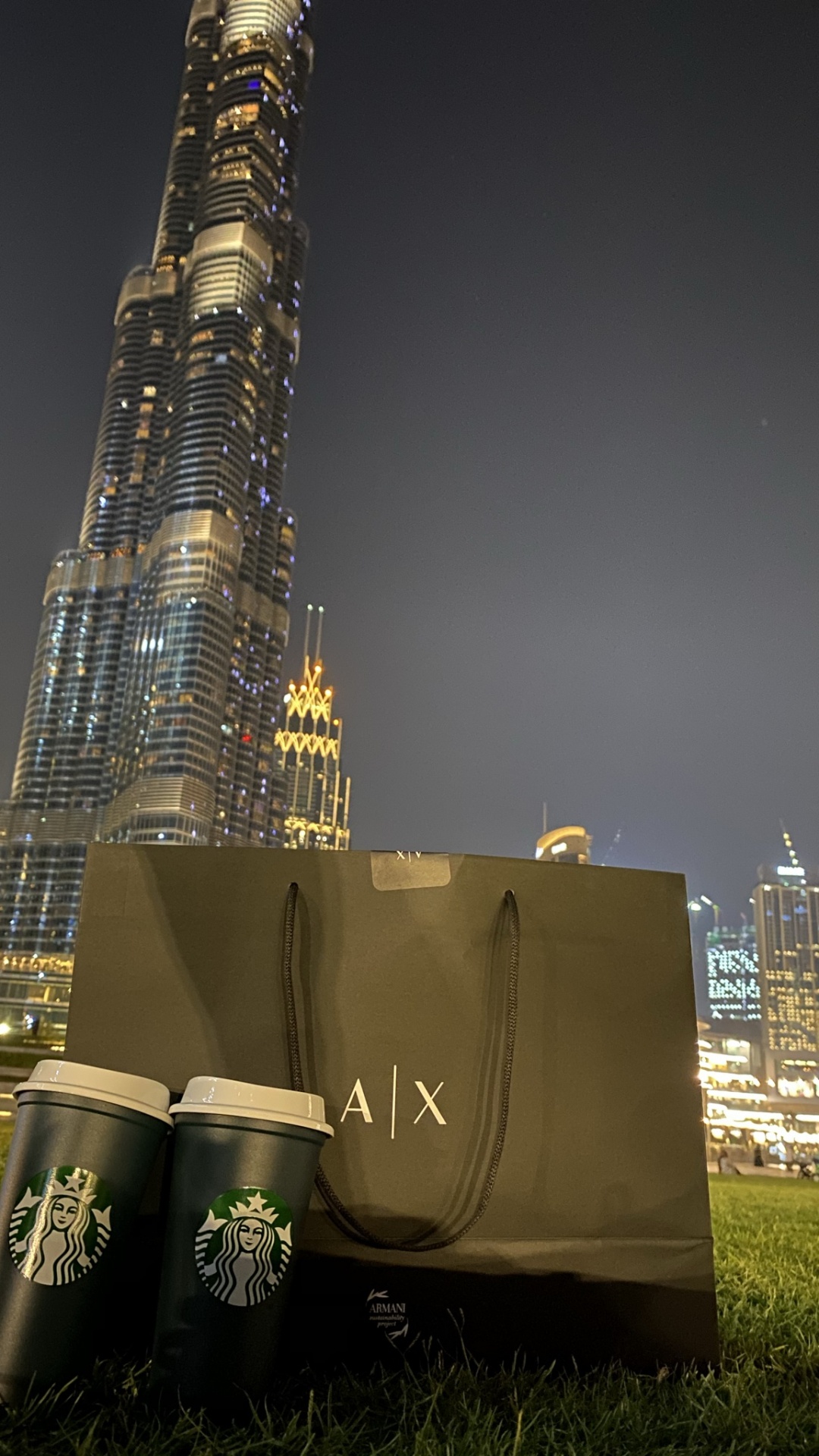 Dubai, Burj Khalifa, Starbucks, Skyscraper, Tower. Wallpaper in 1080x1920 Resolution