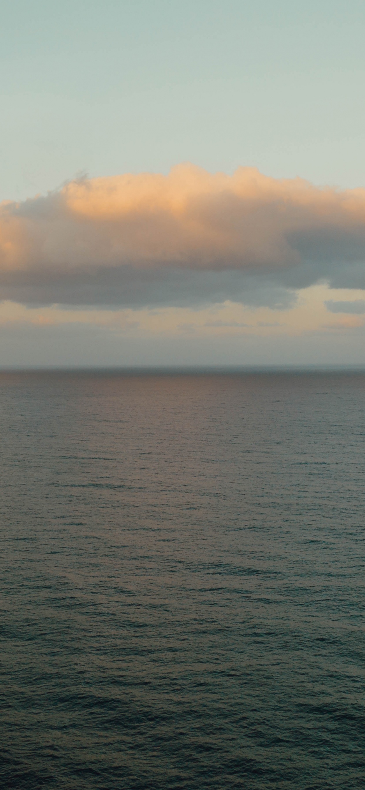 Ruhe, Meer, Horizont, Sound, Landzunge. Wallpaper in 1242x2688 Resolution