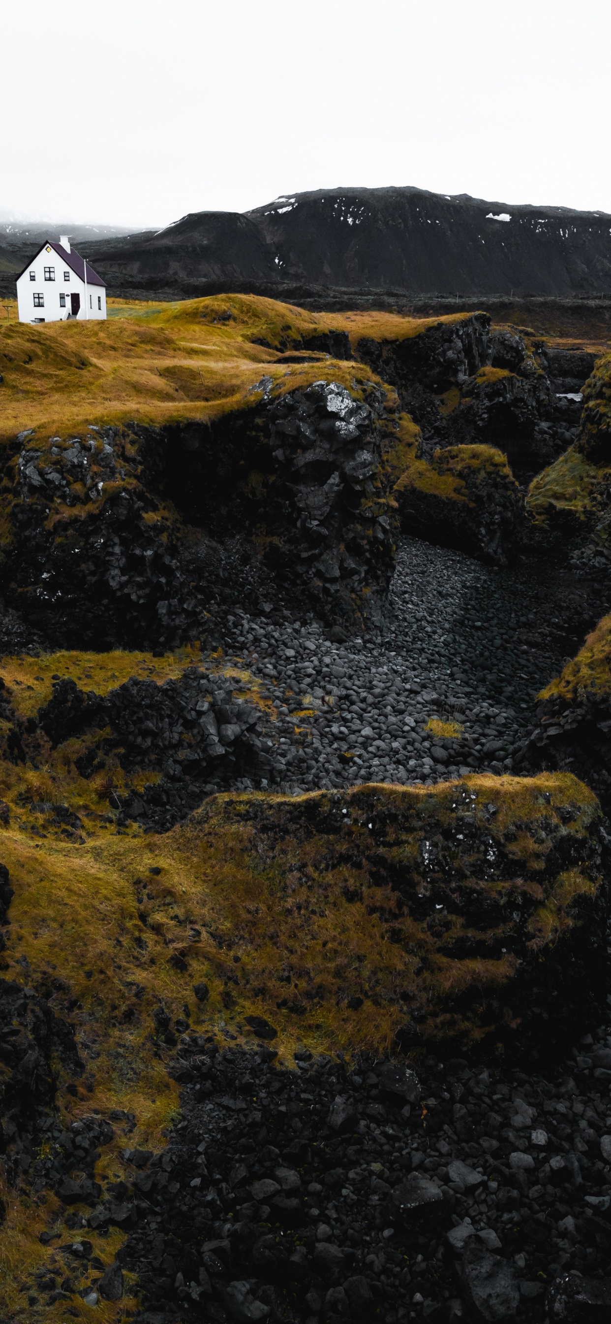 Tundra, Grat, Hill, Aufschluss, Lavafeld. Wallpaper in 1242x2688 Resolution