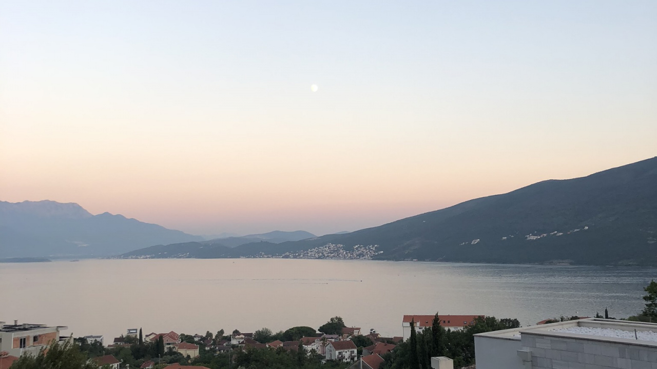 高地, 地平线, 银行, 的房子, 储存器 壁纸 1280x720 允许