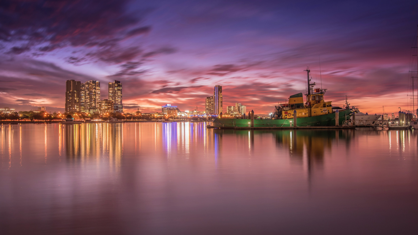 Horizon de la Ville Pendant la Nuit. Wallpaper in 1366x768 Resolution