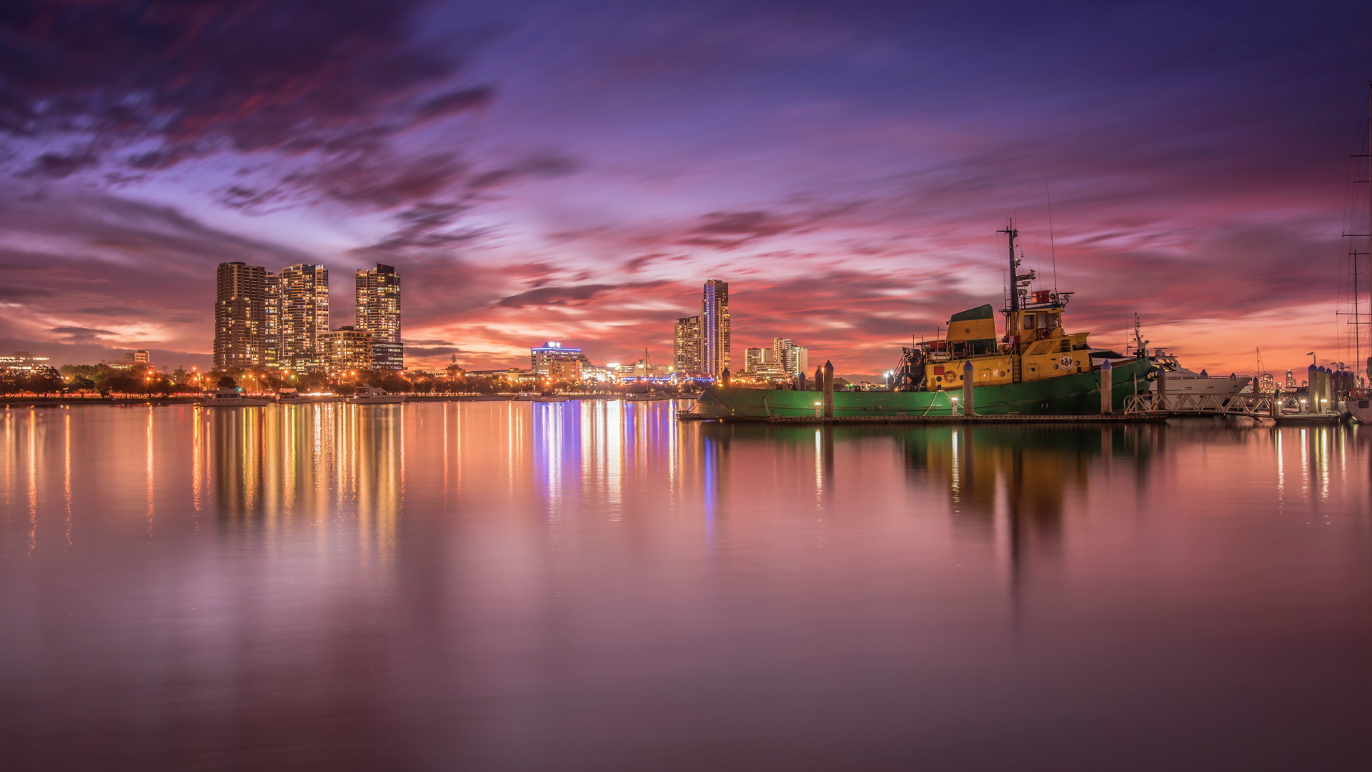 Horizon de la Ville Pendant la Nuit. Wallpaper in 1920x1080 Resolution