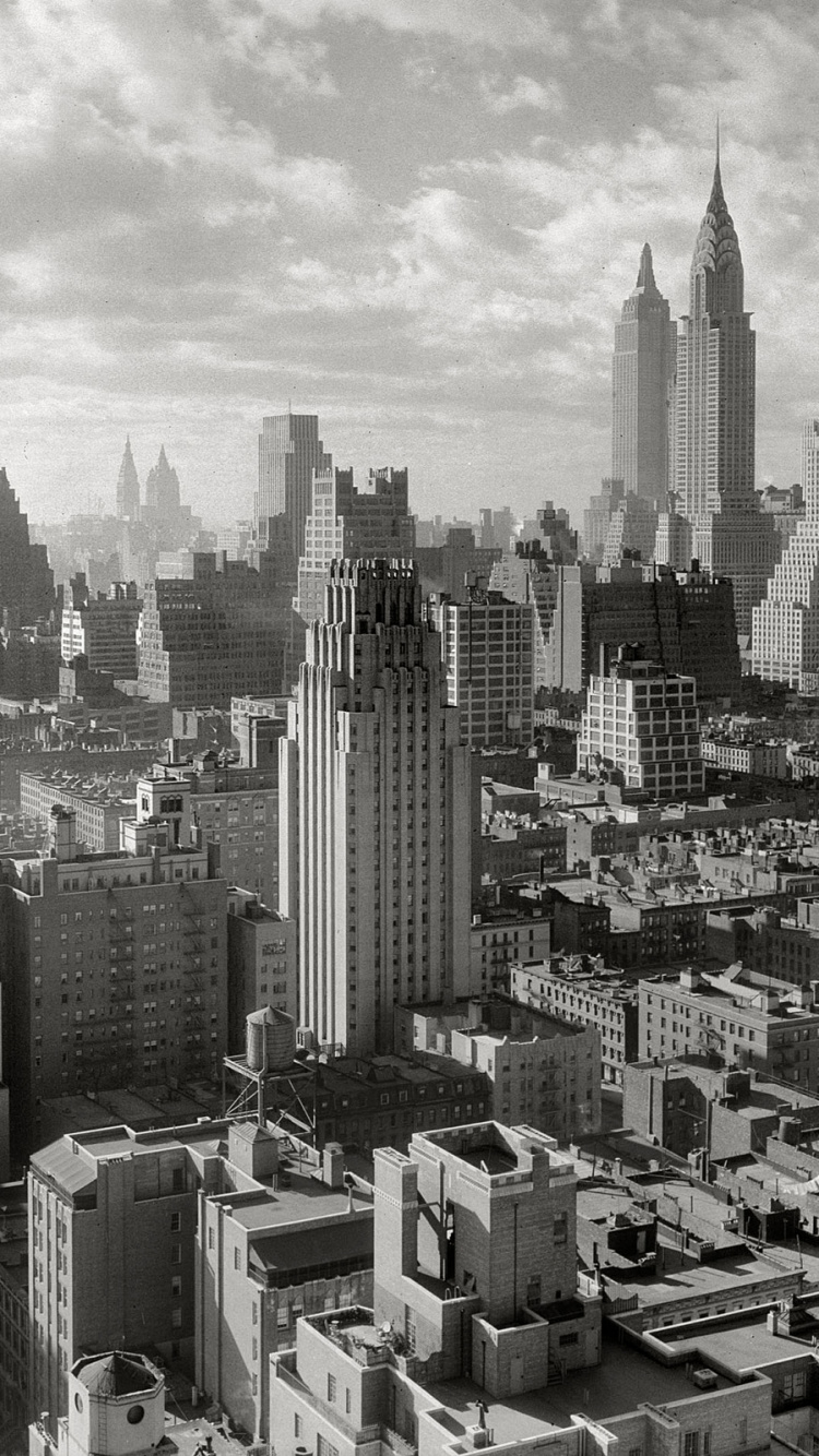 Foto en Escala de Grises de Los Edificios de la Ciudad. Wallpaper in 750x1334 Resolution