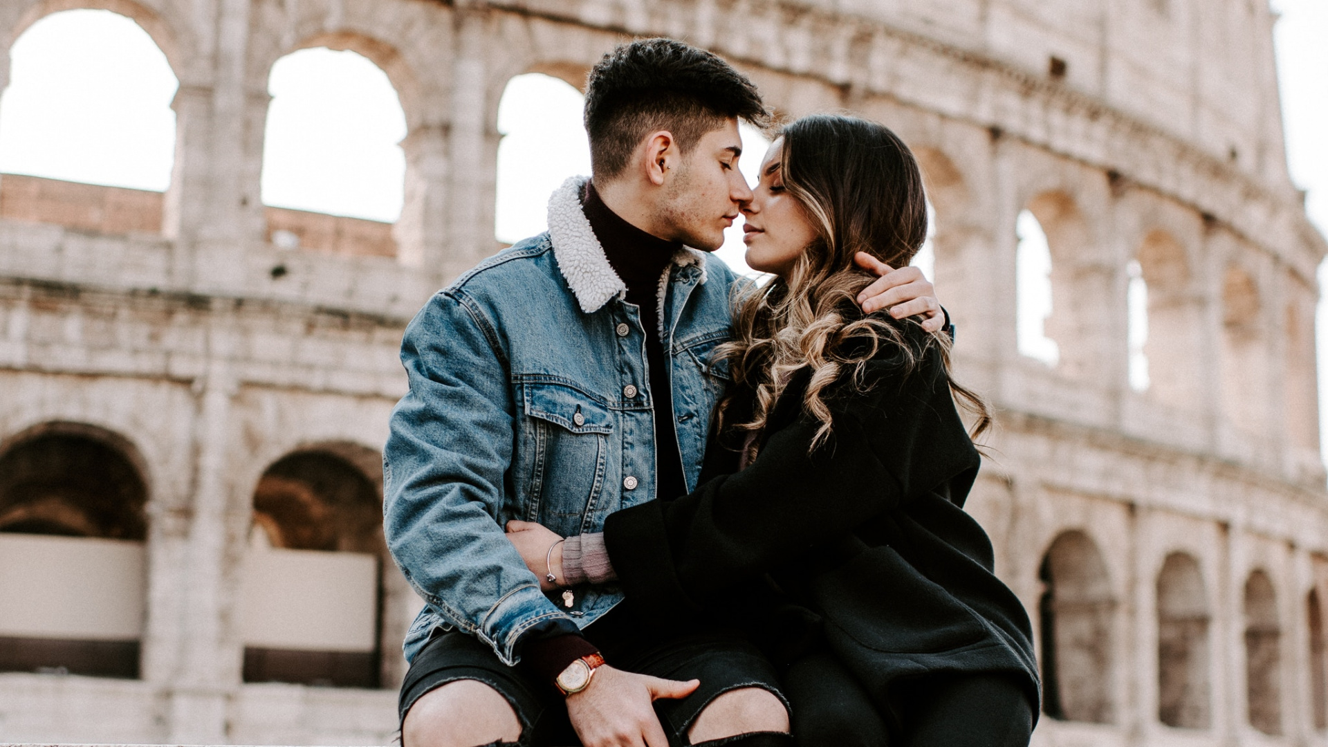 Coliseo, Romanticismo, Interacción, Amor, Arquitectura. Wallpaper in 1920x1080 Resolution