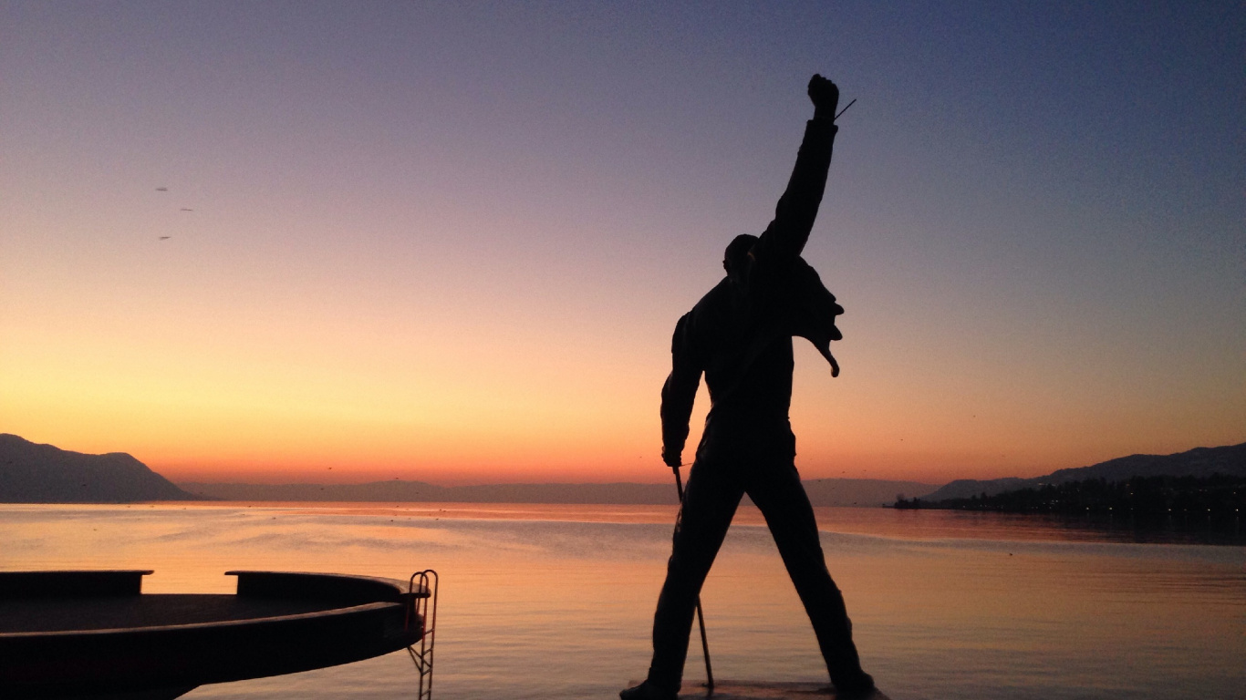 Freddie Mercury Statue, Queen, Sunset, Silhouette, Statue. Wallpaper in 1366x768 Resolution