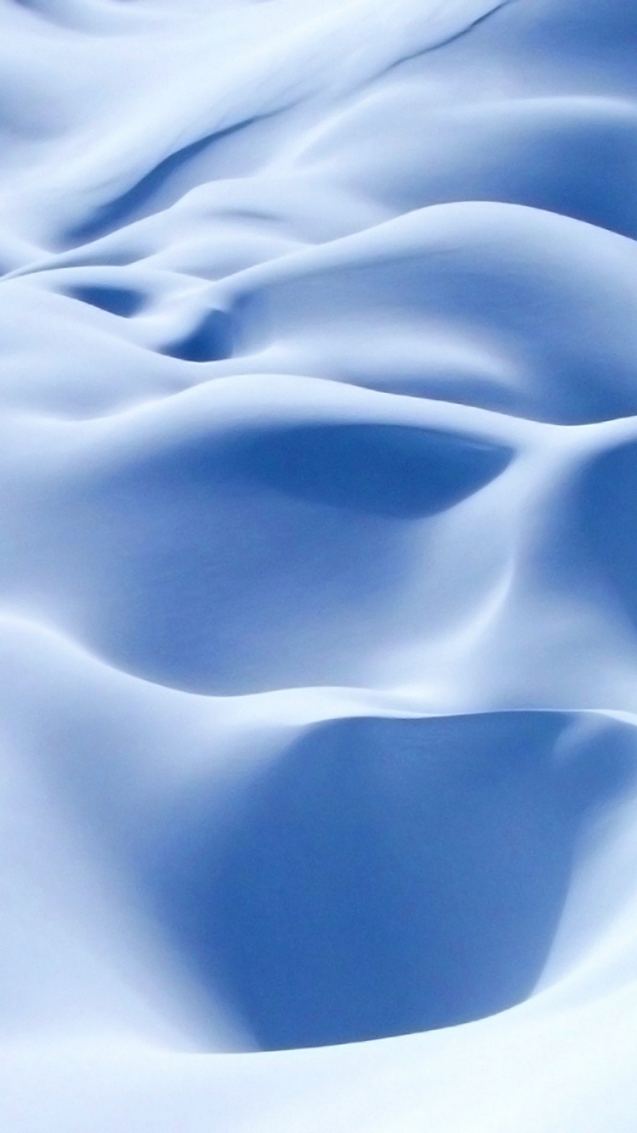 Textile Blanc Sur Textile Noir. Wallpaper in 720x1280 Resolution