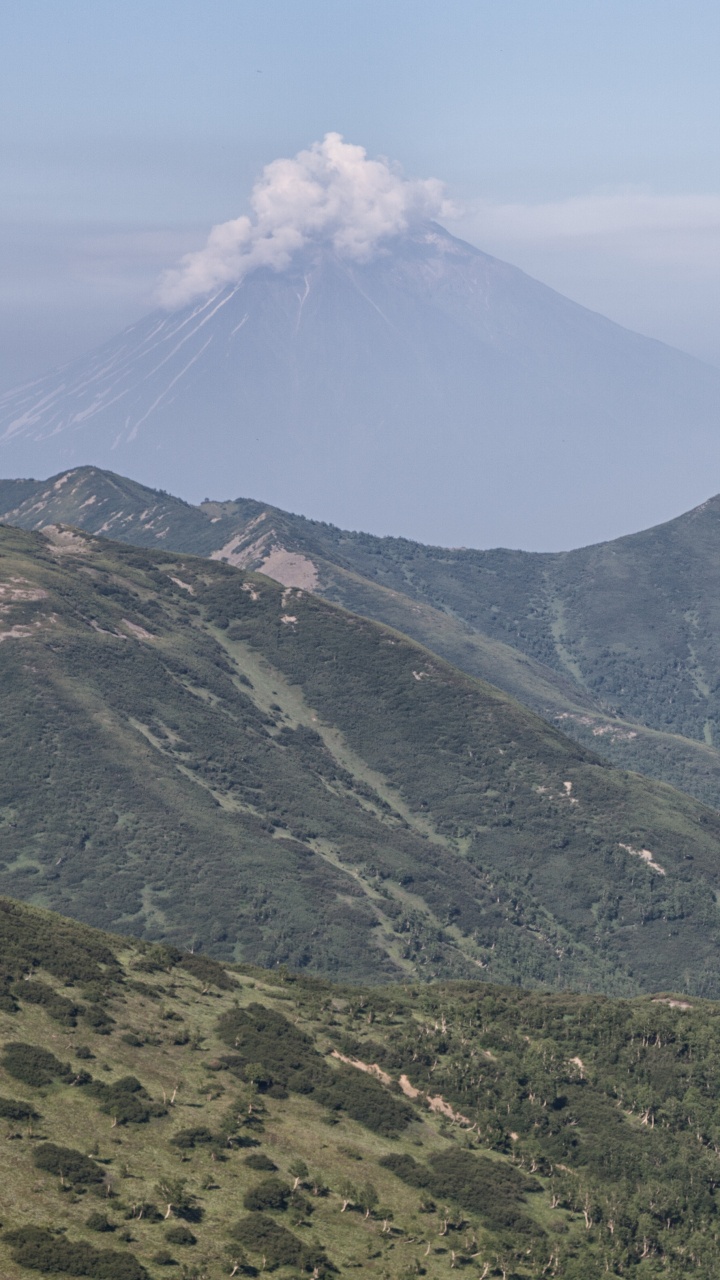 Green and Gray Mountain Under White Clouds During Daytime. Wallpaper in 720x1280 Resolution
