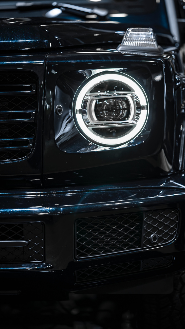 Black and Silver Car Grille. Wallpaper in 750x1334 Resolution