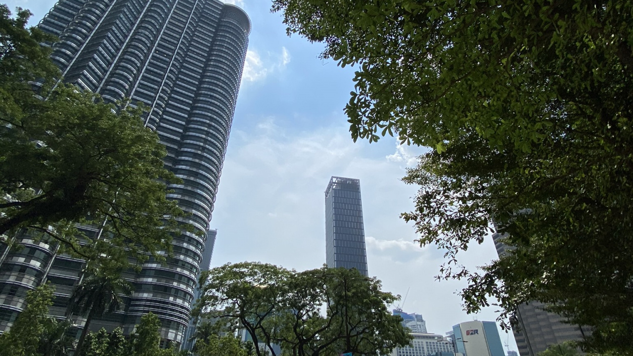 Kuala Lumpur, Malasia, Torre de Bloques, Arquitectura, Área Urbana. Wallpaper in 1280x720 Resolution