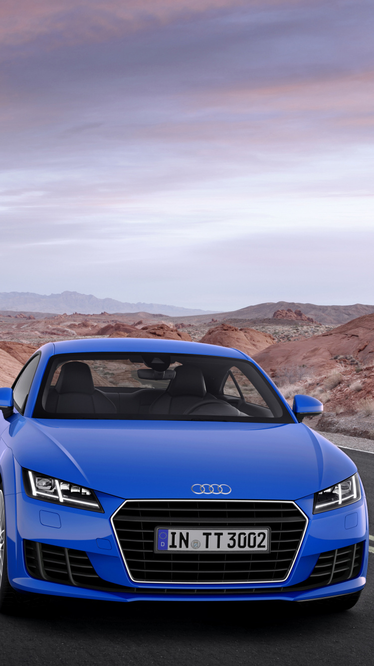 Audi a 4 Azul en la Carretera Durante el Día. Wallpaper in 750x1334 Resolution
