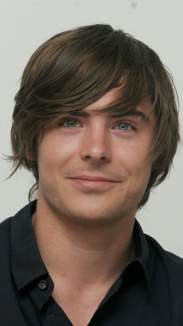 Zac Efron, Wieder 17, Berühmtheit, Haar, Kinn. Wallpaper in 720x1280 Resolution