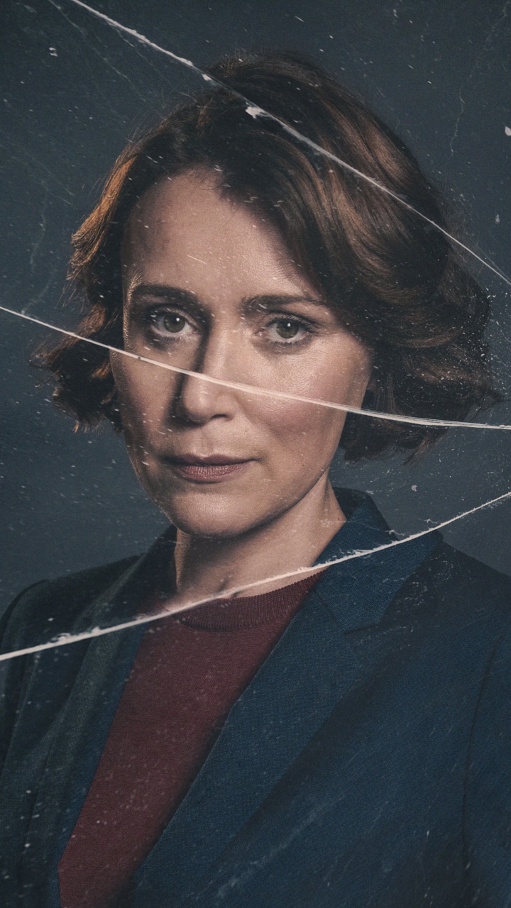 Mann in Schwarzer Anzugjacke Mit Regenschirm. Wallpaper in 720x1280 Resolution