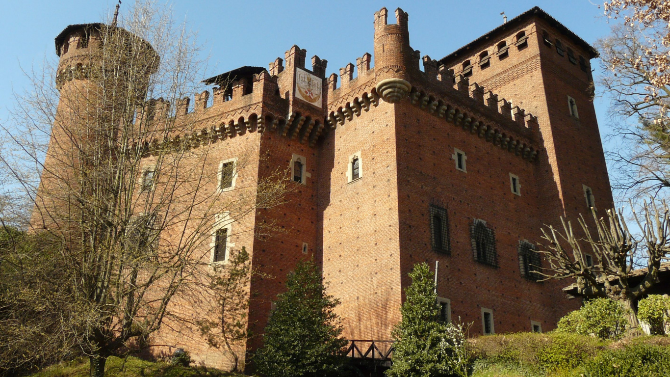 Castle, Architecture, Building, Medieval Architecture, Property. Wallpaper in 1366x768 Resolution