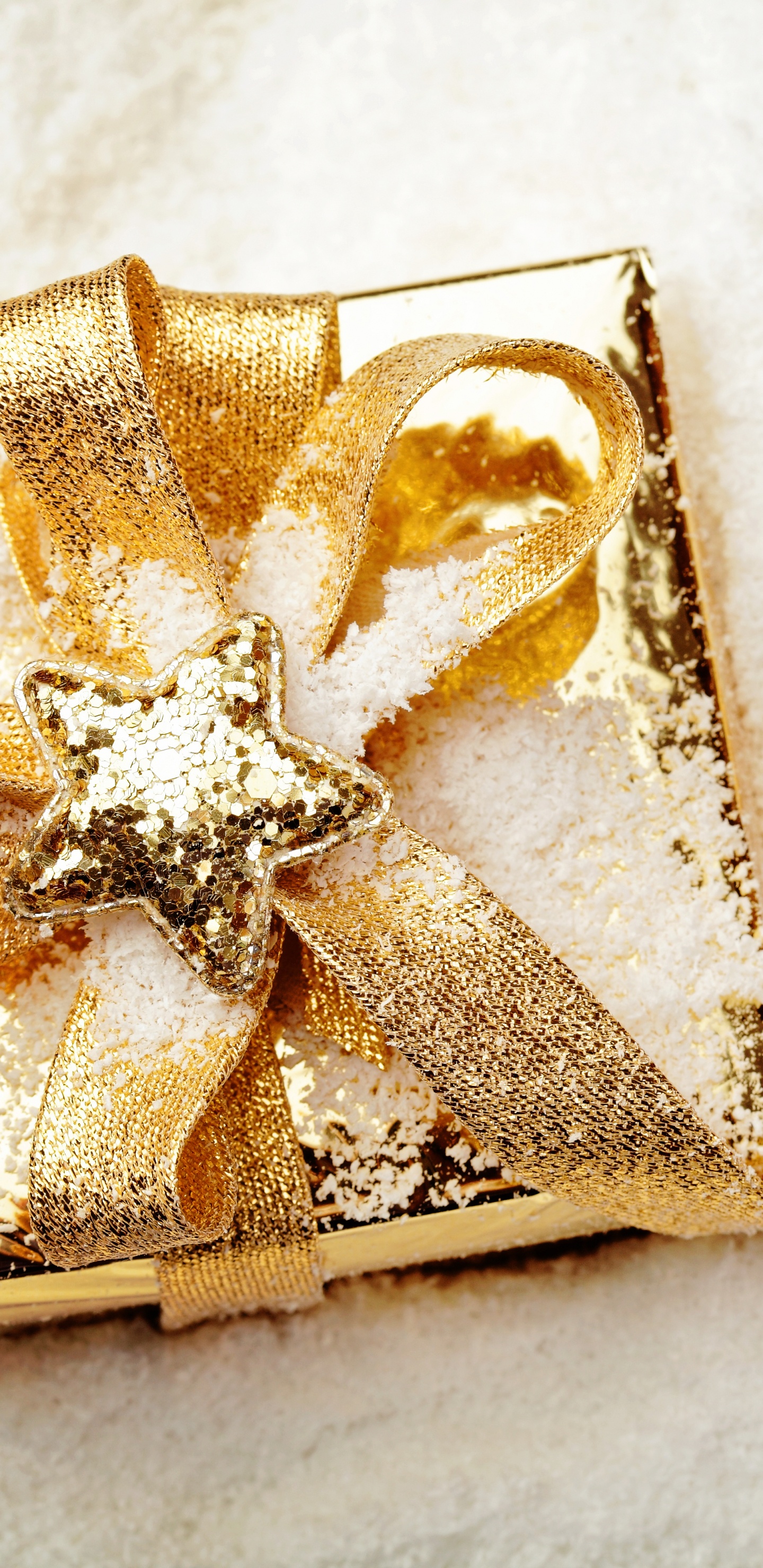 Le Jour De Noël, Cadeau, Jaune, Emballage Cadeau, Présent. Wallpaper in 1440x2960 Resolution