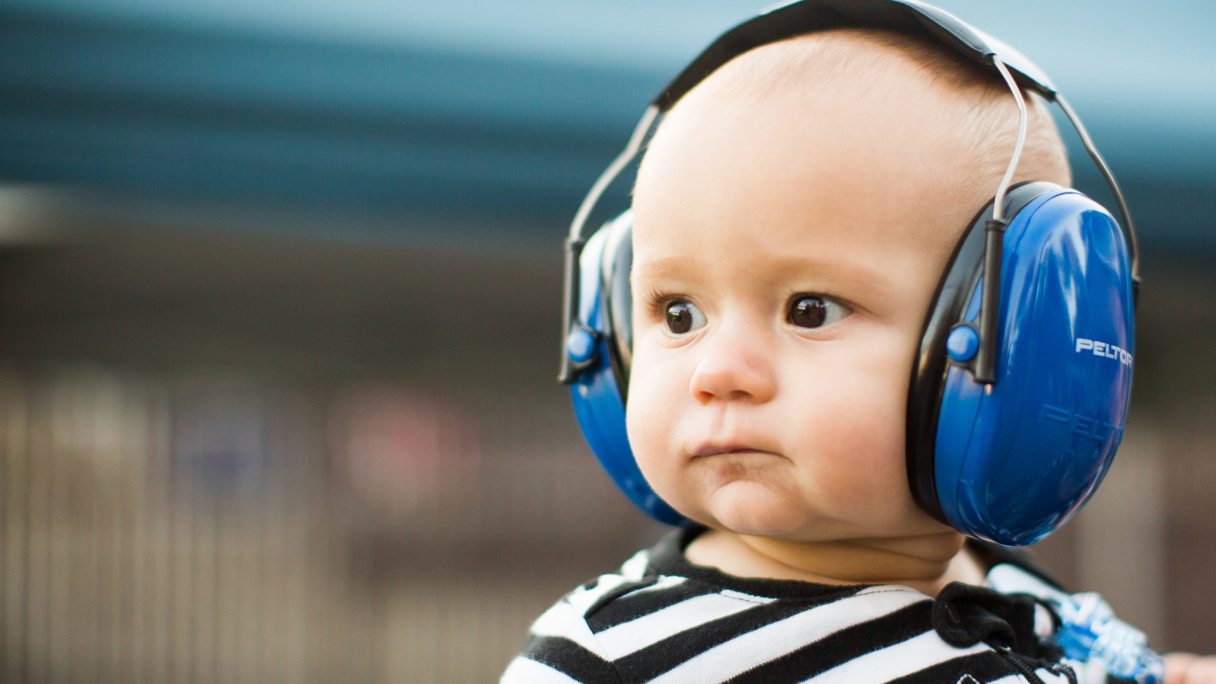 Enfant, L'équipement Audio, Audience, Bambin, Oreille. Wallpaper in 1366x768 Resolution