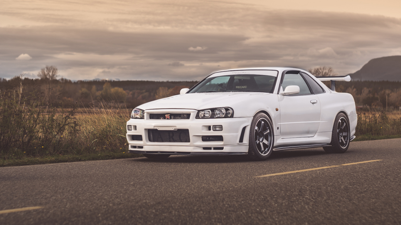 Bmw m 3 Blanche Sur Route. Wallpaper in 1366x768 Resolution