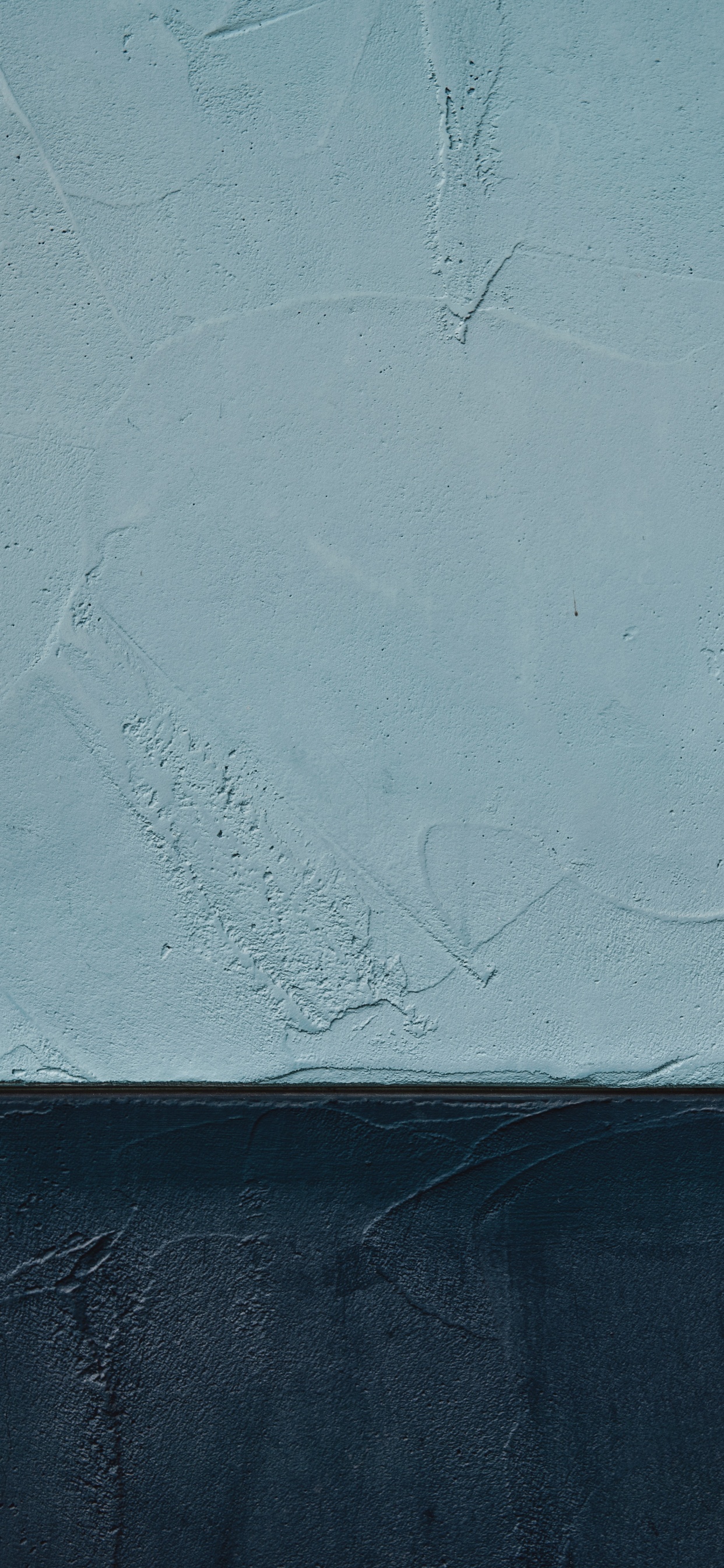 Mur Peint en Bleu et Blanc. Wallpaper in 1242x2688 Resolution